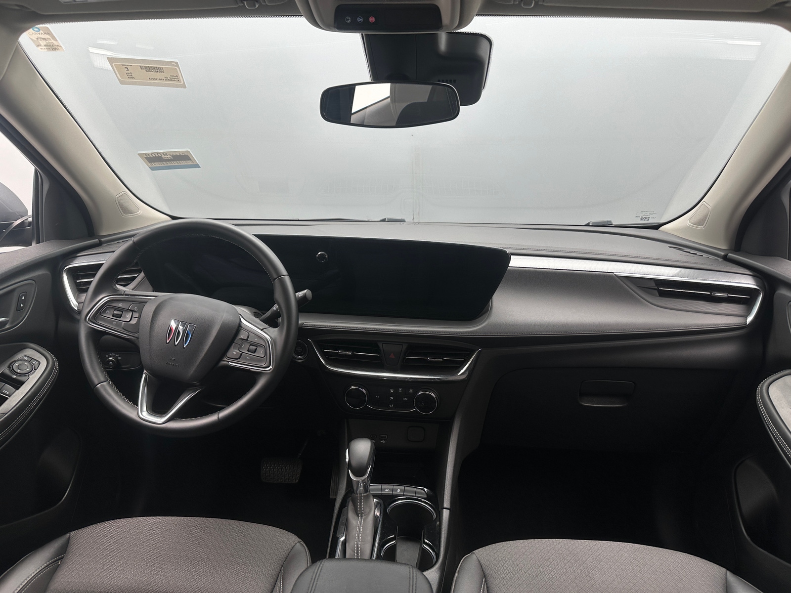 Thumbnail: 2025 Buick Encore GX - 3