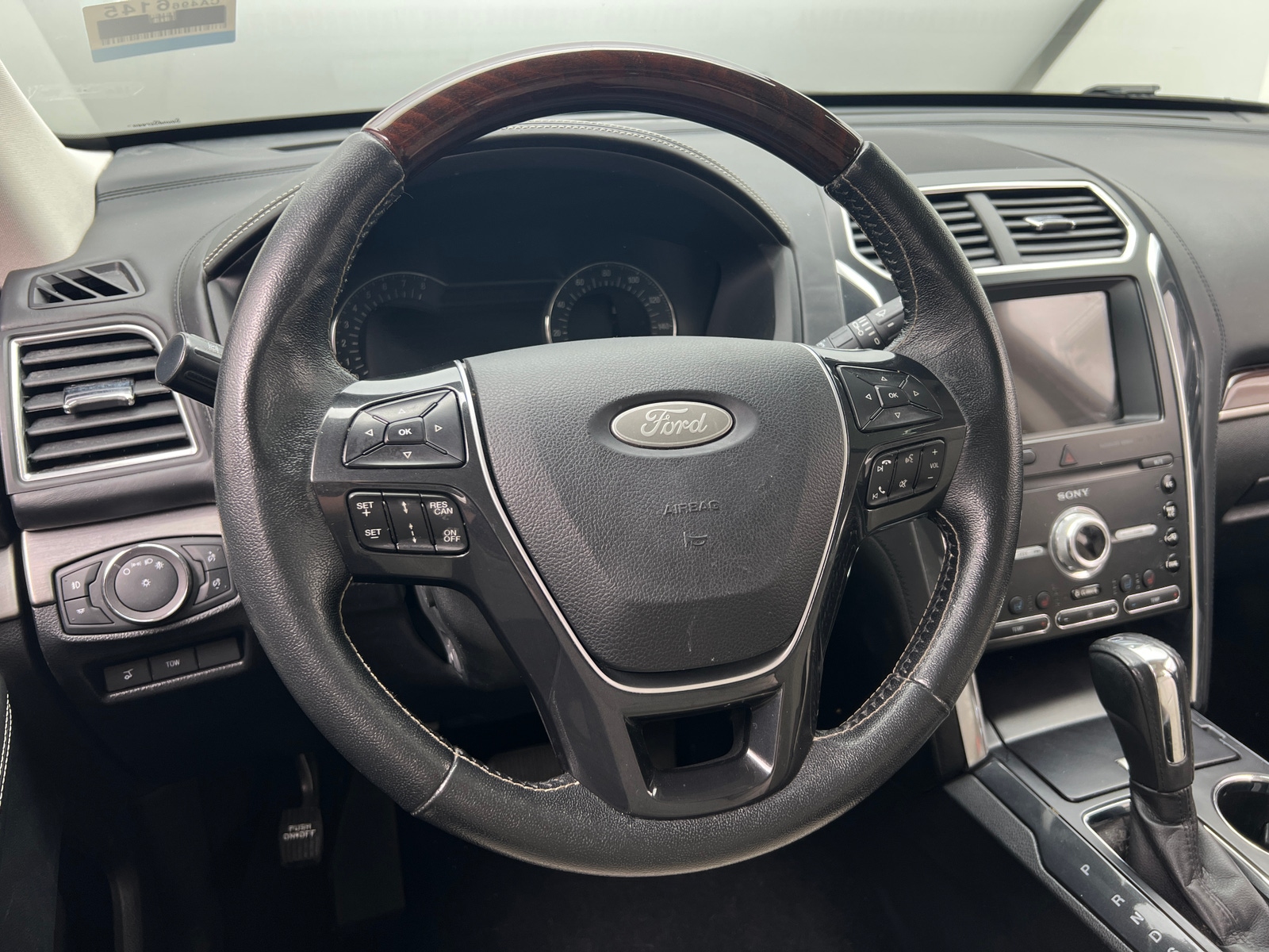 Thumbnail: 2019 Ford Explorer - 4