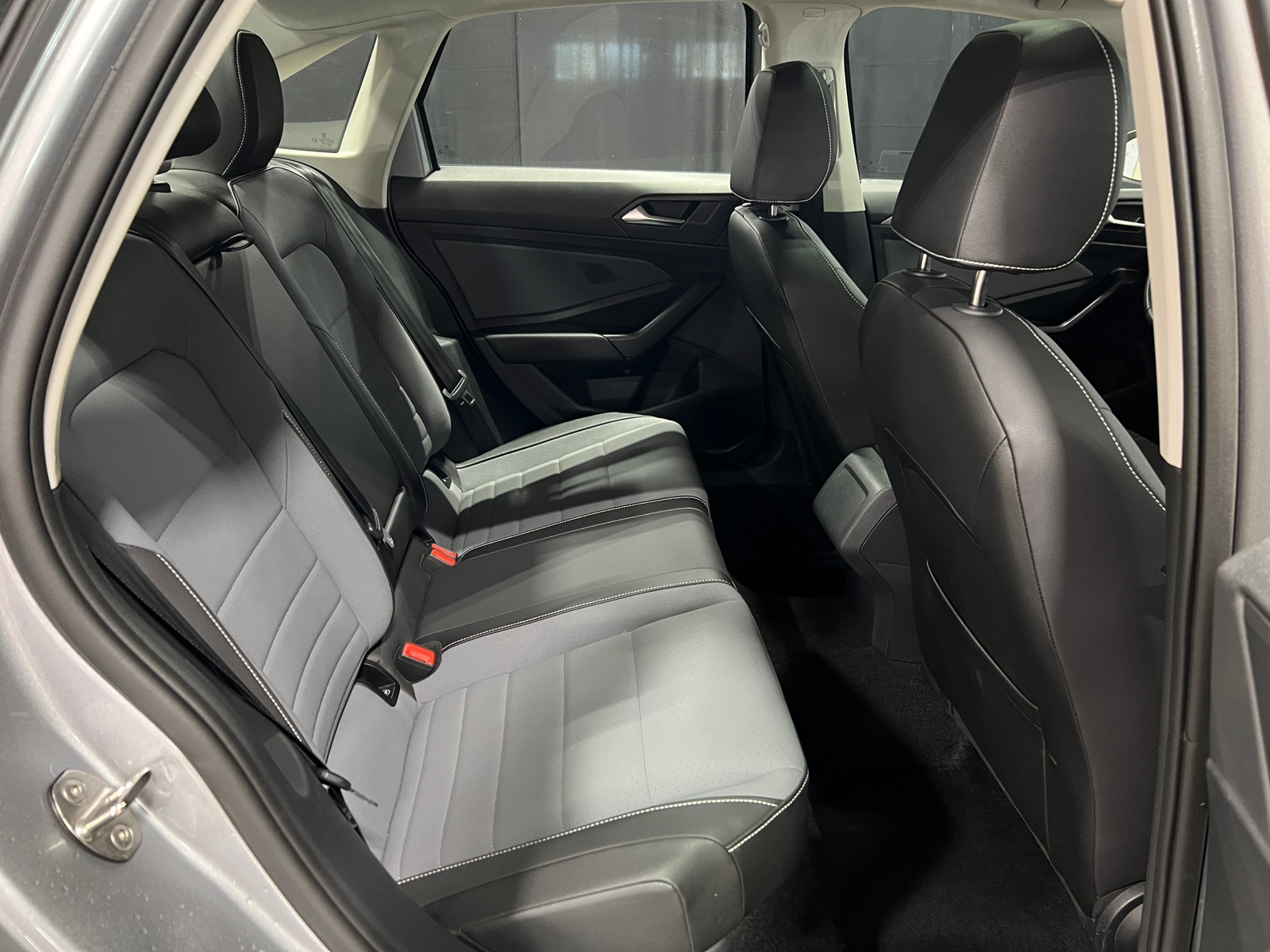 Thumbnail: 2025 Volkswagen Jetta - 5