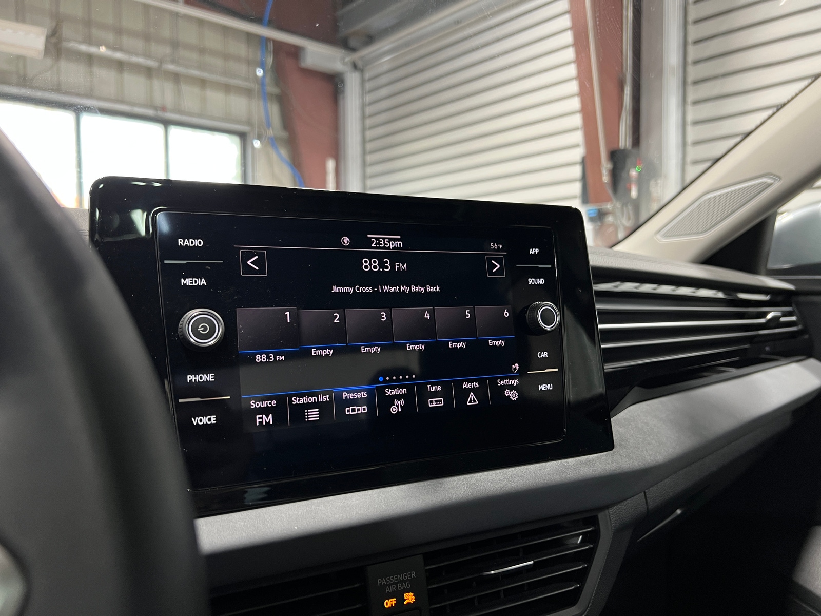 Thumbnail: 2025 Volkswagen Jetta - 3