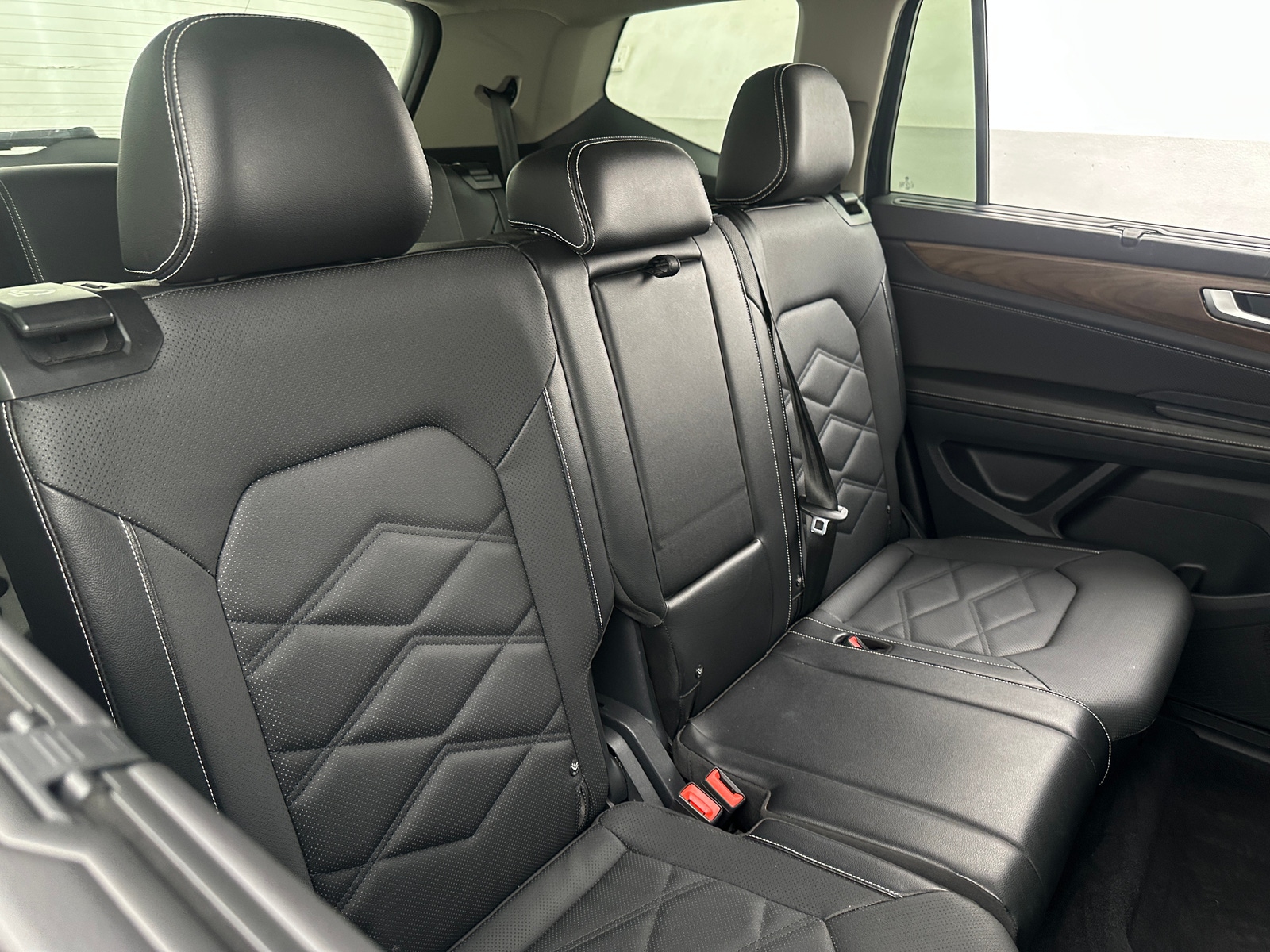 Thumbnail: 2025 Volkswagen Atlas - 5