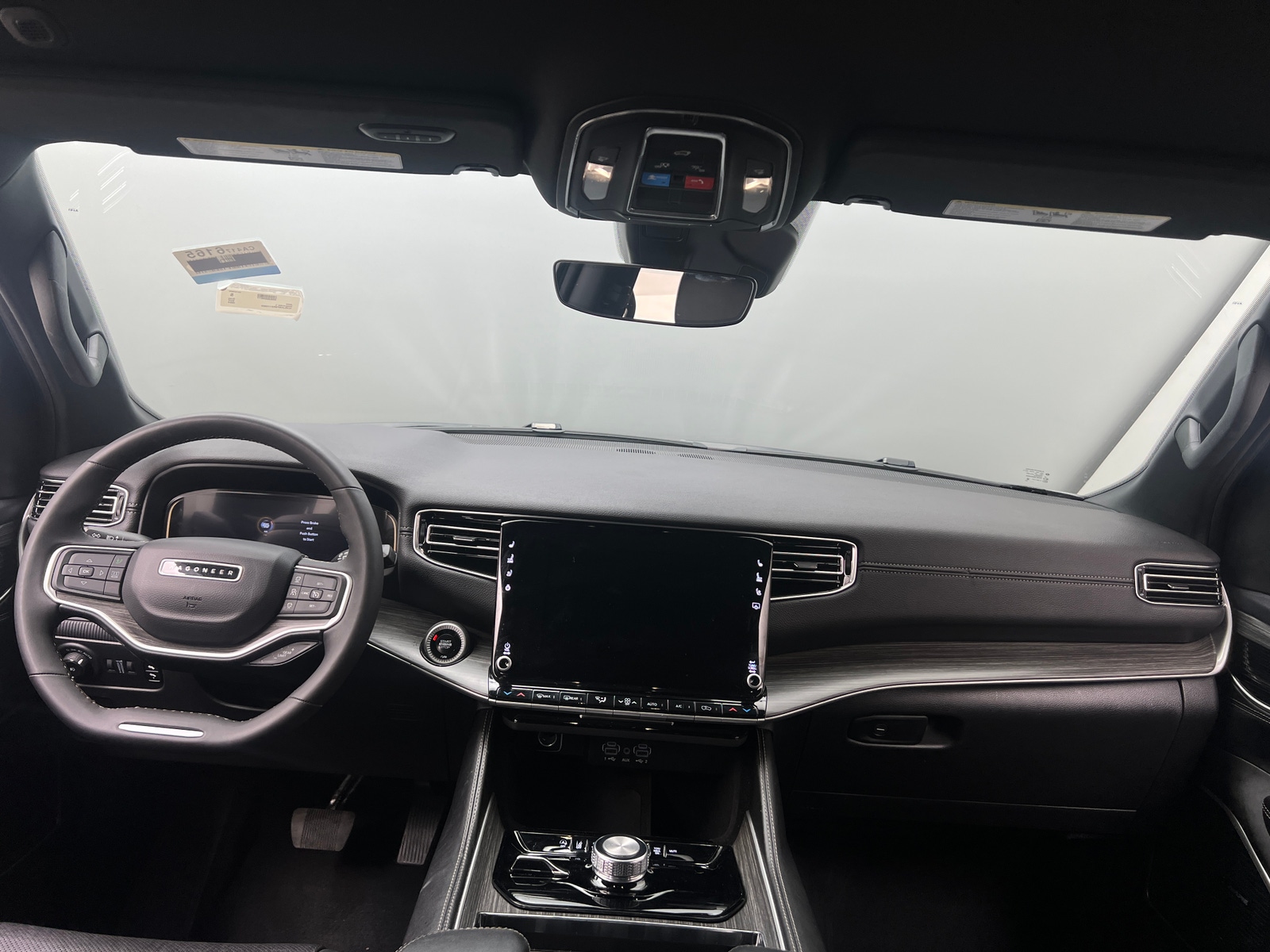 Thumbnail: 2024 Jeep Wagoneer - 2