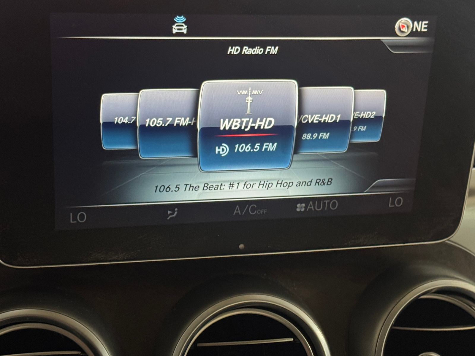 Thumbnail: 2019 Mercedes-Benz GLC - 3