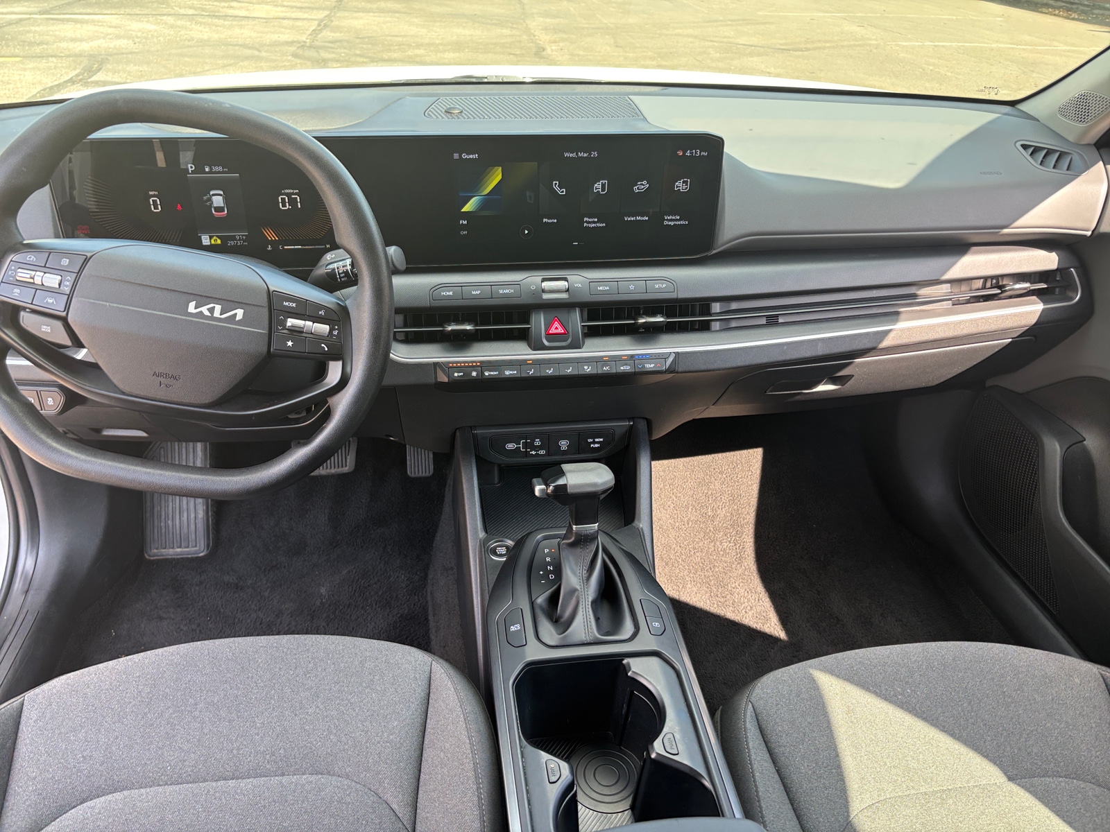 Thumbnail: 2025 Kia K4 - 3