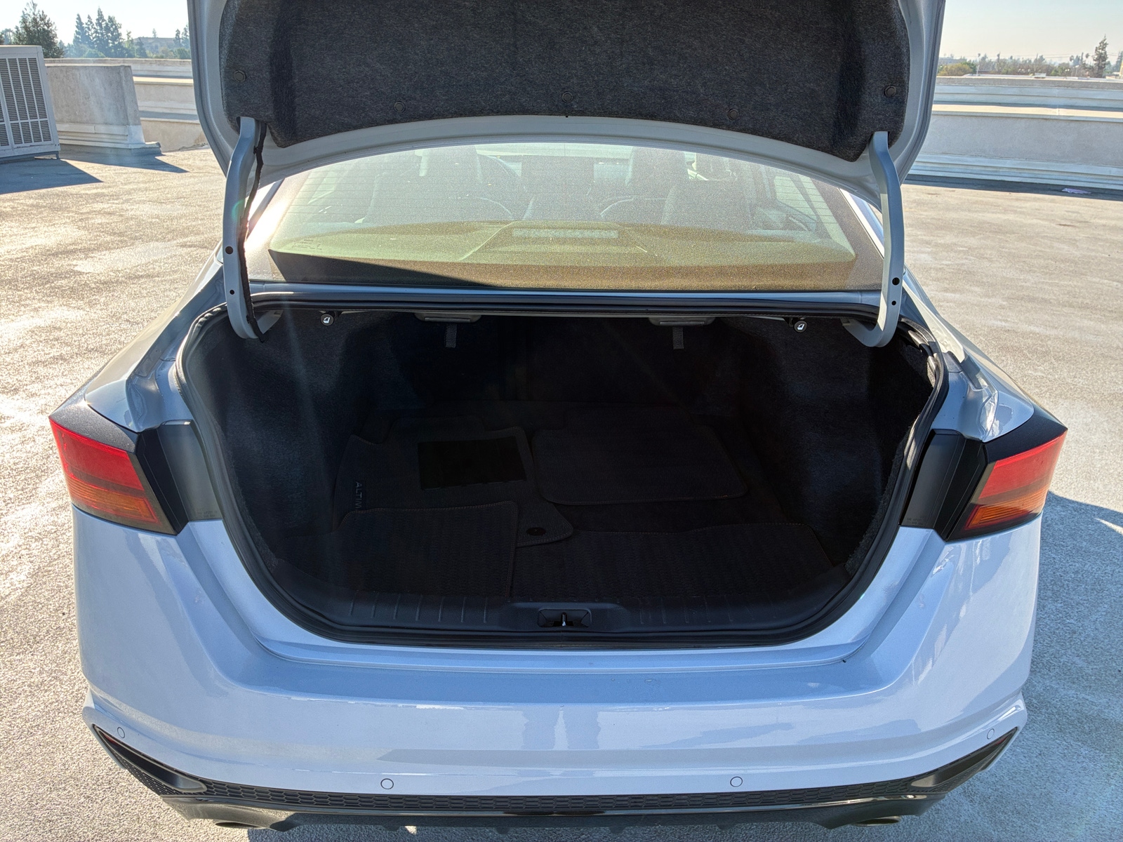 Thumbnail: 2024 Nissan Altima - 5