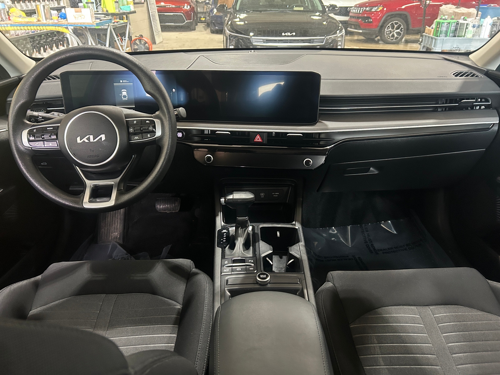 Thumbnail: 2025 Kia K5 - 3