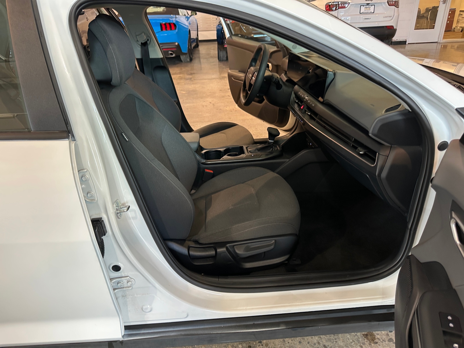 Thumbnail: 2025 Kia K4 - 2