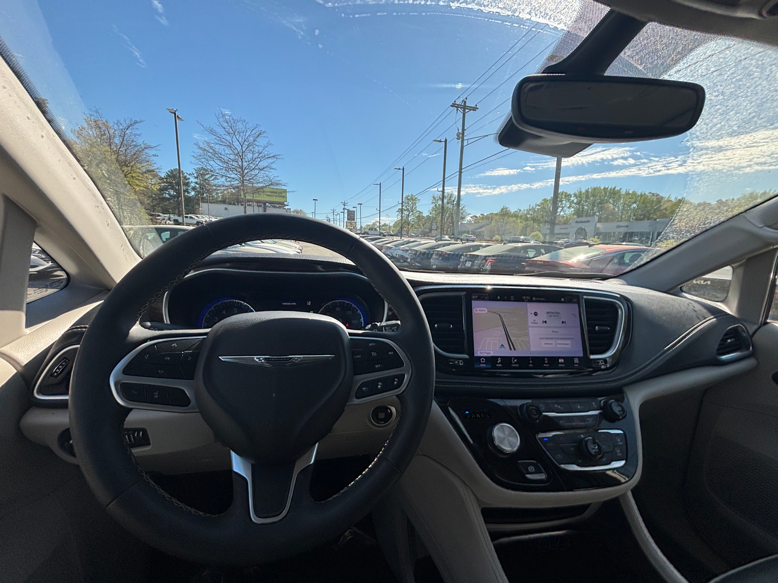 Thumbnail: 2023 Chrysler Pacifica - 2