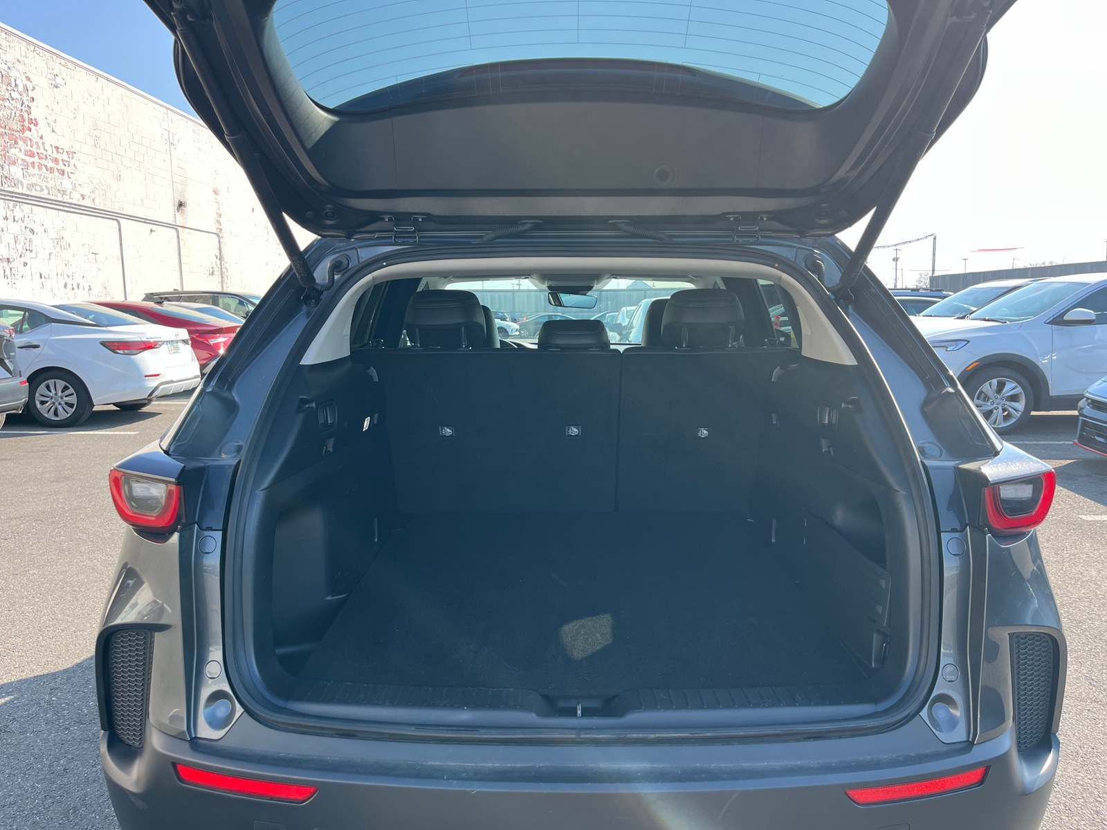 Thumbnail: 2025 Mazda CX-50 - 6