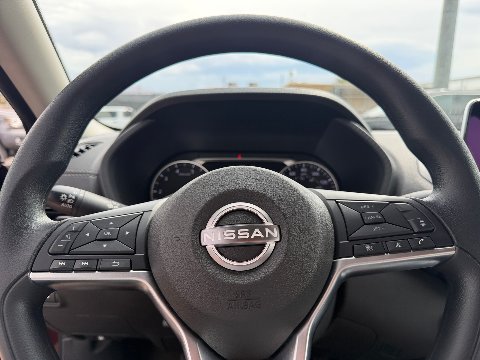 Thumbnail: 2025 Nissan Sentra - 5