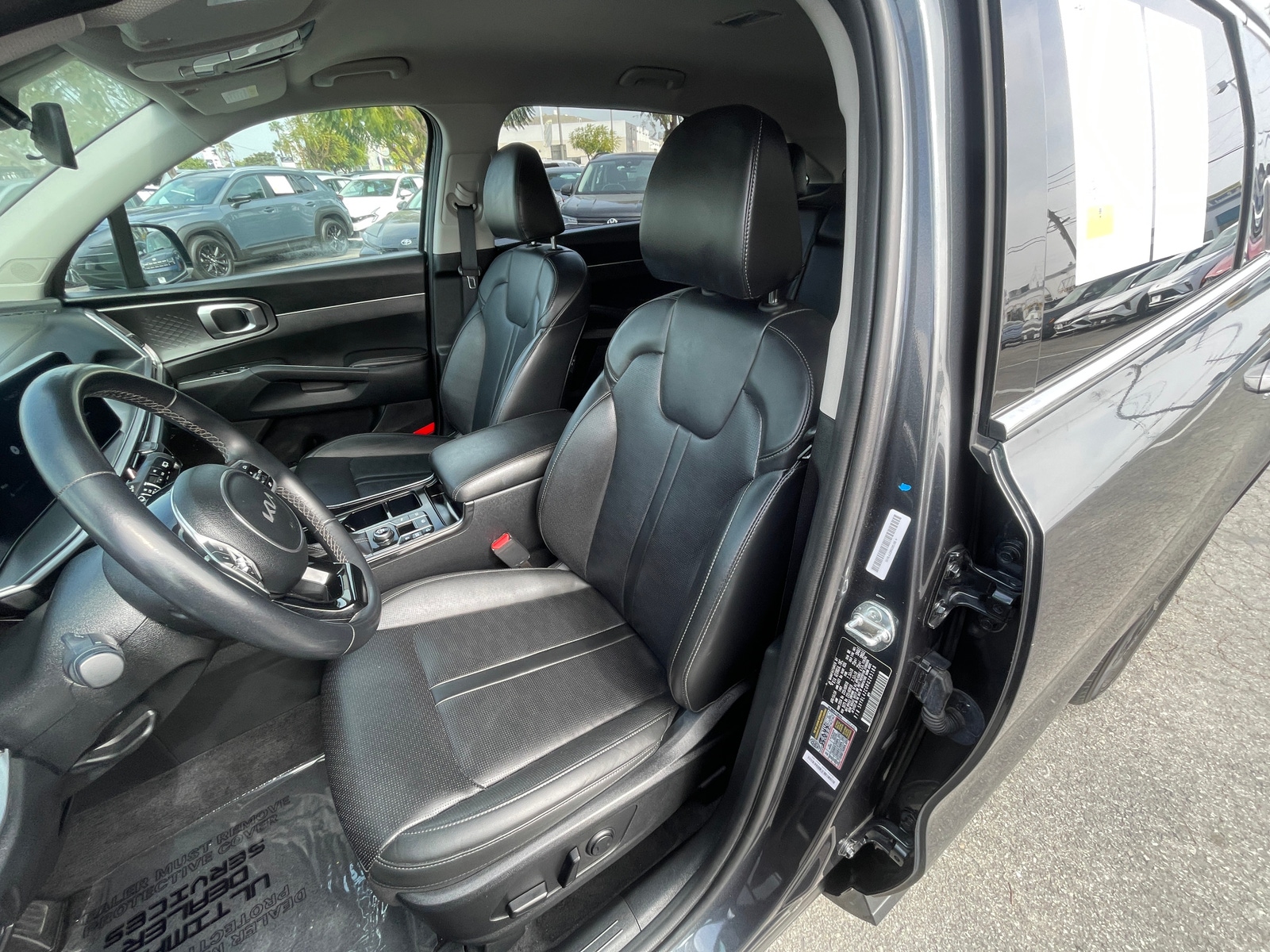 Thumbnail: 2024 Kia Sorento - 2