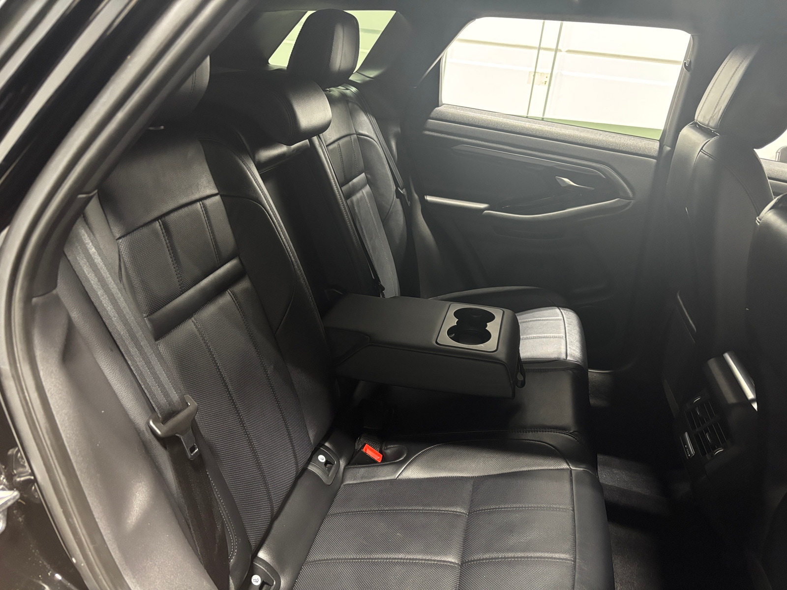 Thumbnail: 2020 Land Rover Range Rover Evoque - 5