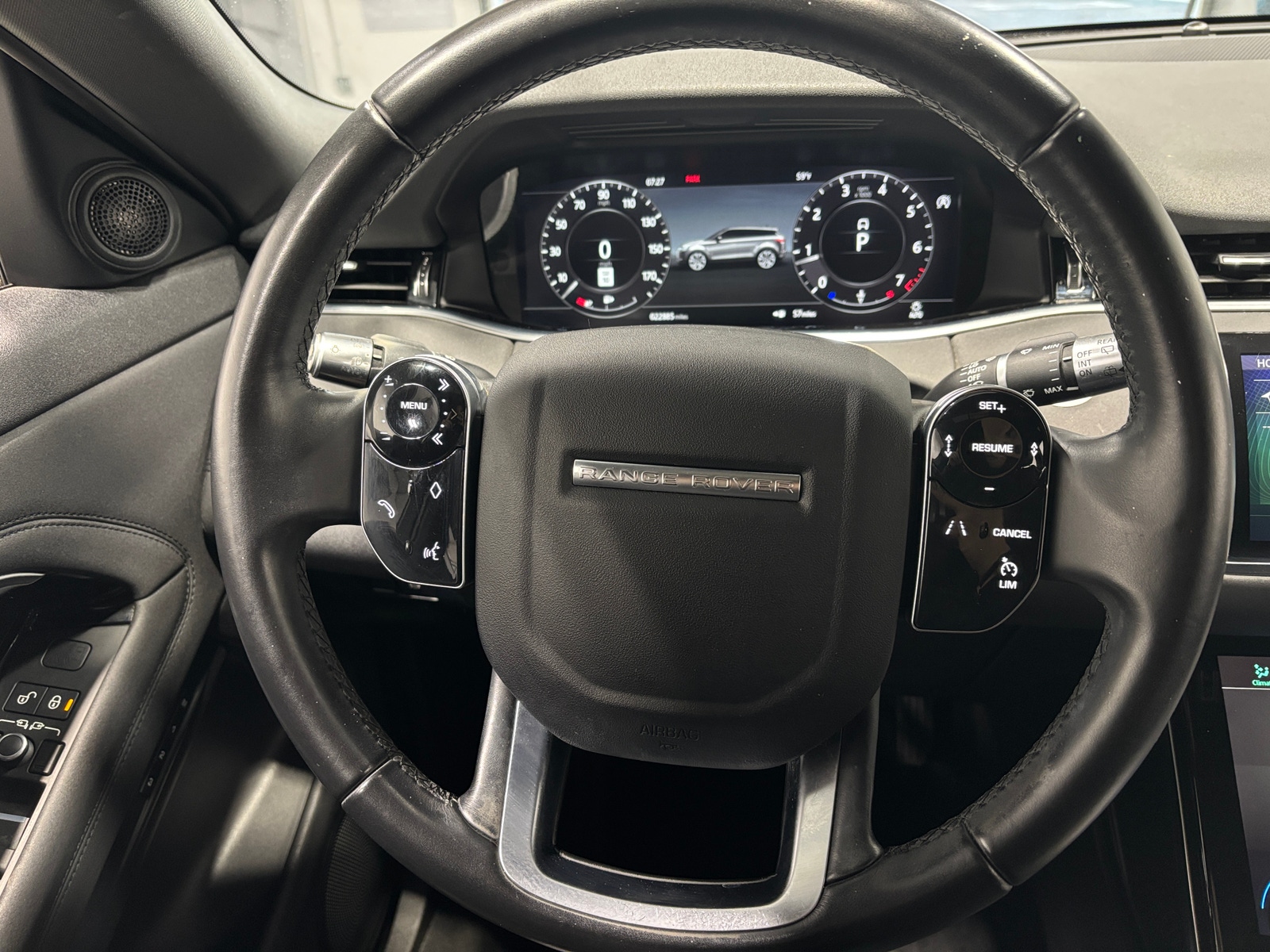 Thumbnail: 2020 Land Rover Range Rover Evoque - 4
