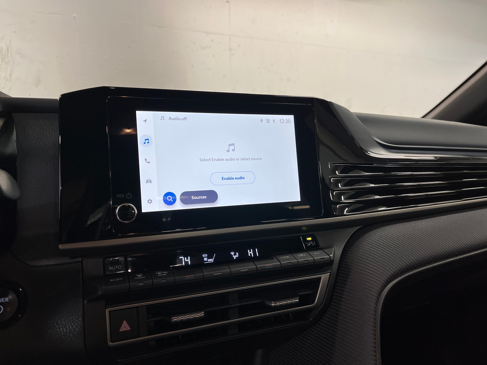 Thumbnail: 2025 Toyota Camry - 4