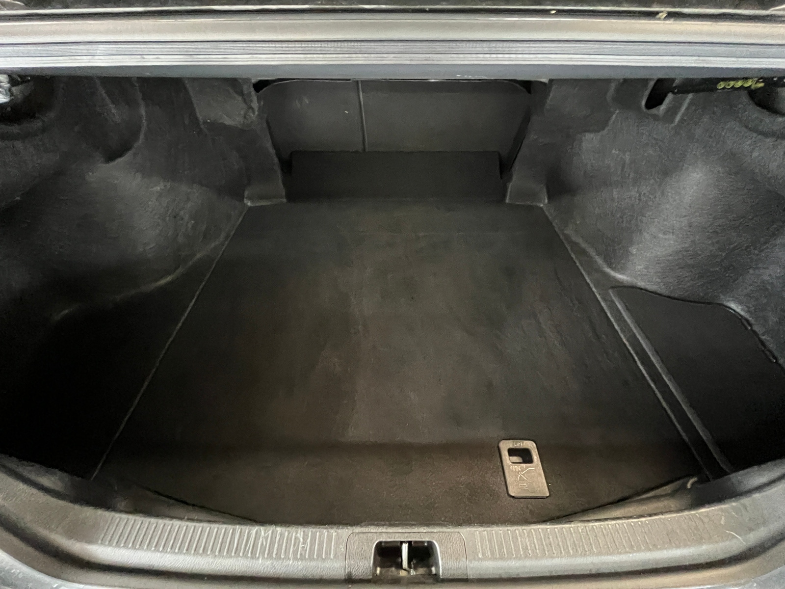 Thumbnail: 2025 Toyota Camry - 6