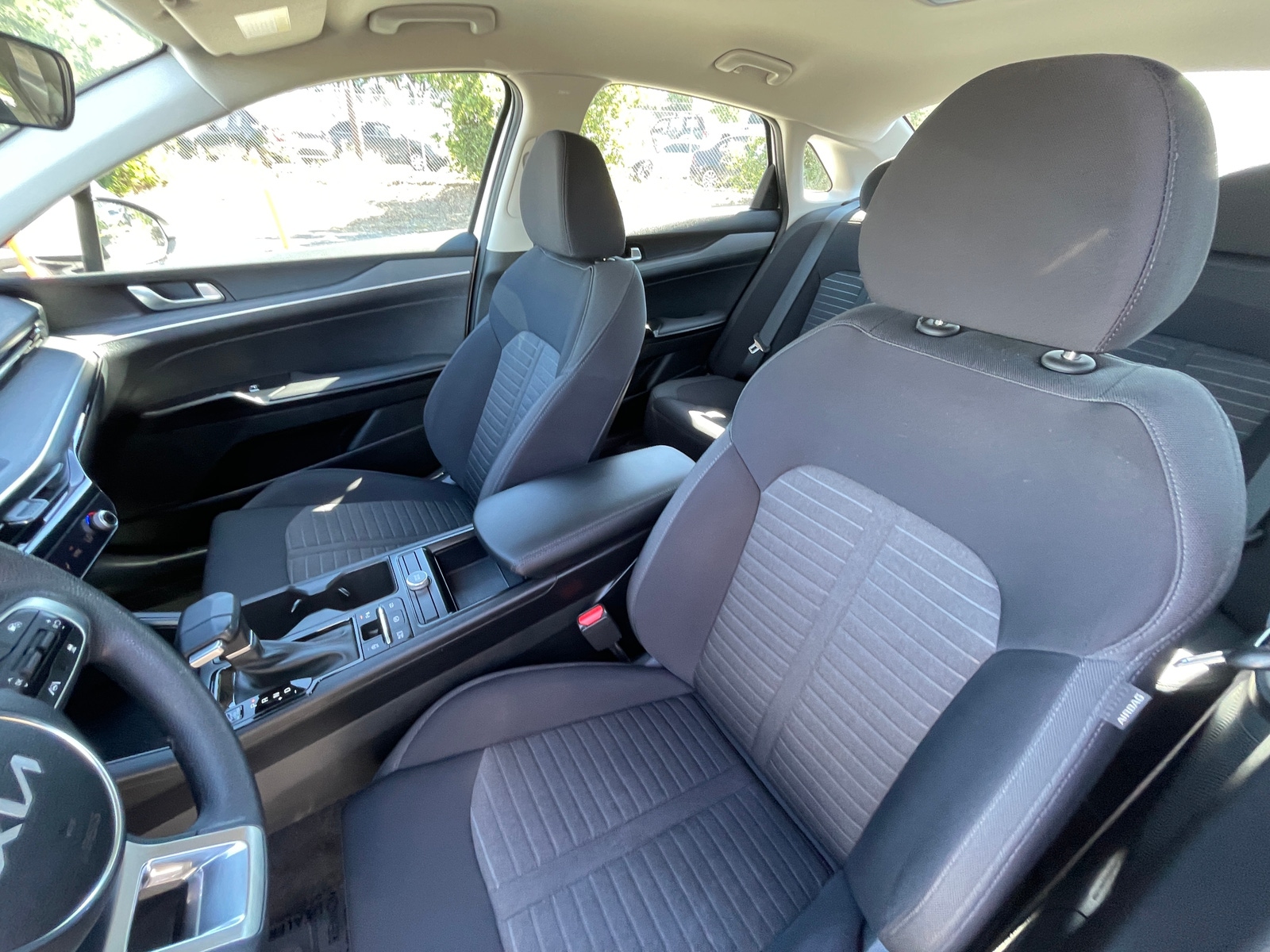 Thumbnail: 2025 Kia K5 - 2