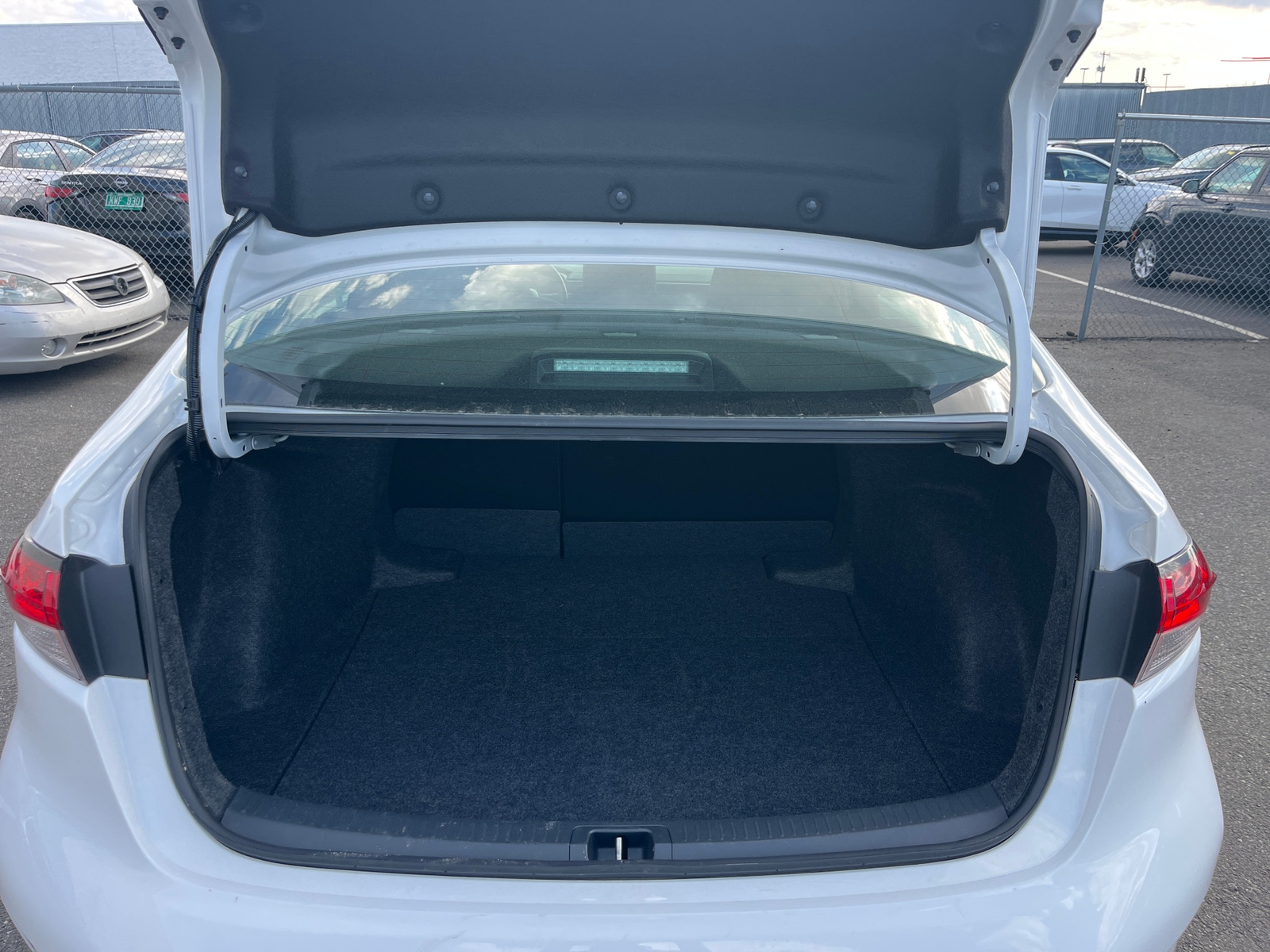 Thumbnail: 2025 Toyota Corolla - 6