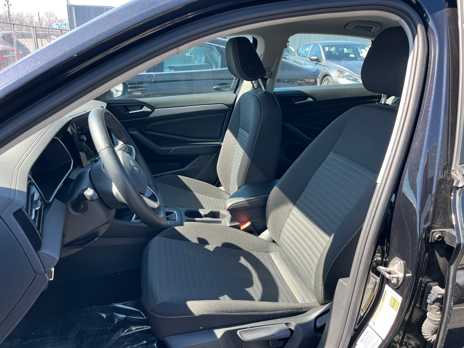 Thumbnail: 2025 Volkswagen Jetta - 2