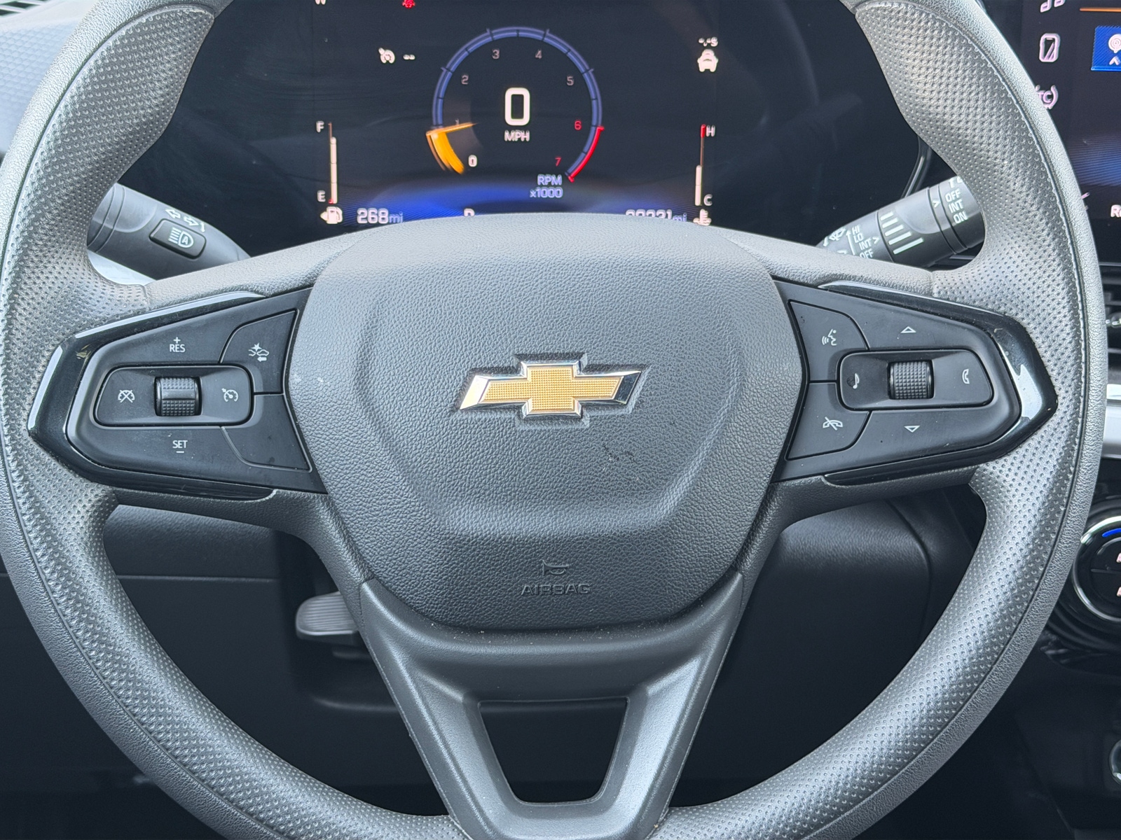 Thumbnail: 2025 Chevrolet Trax - 5