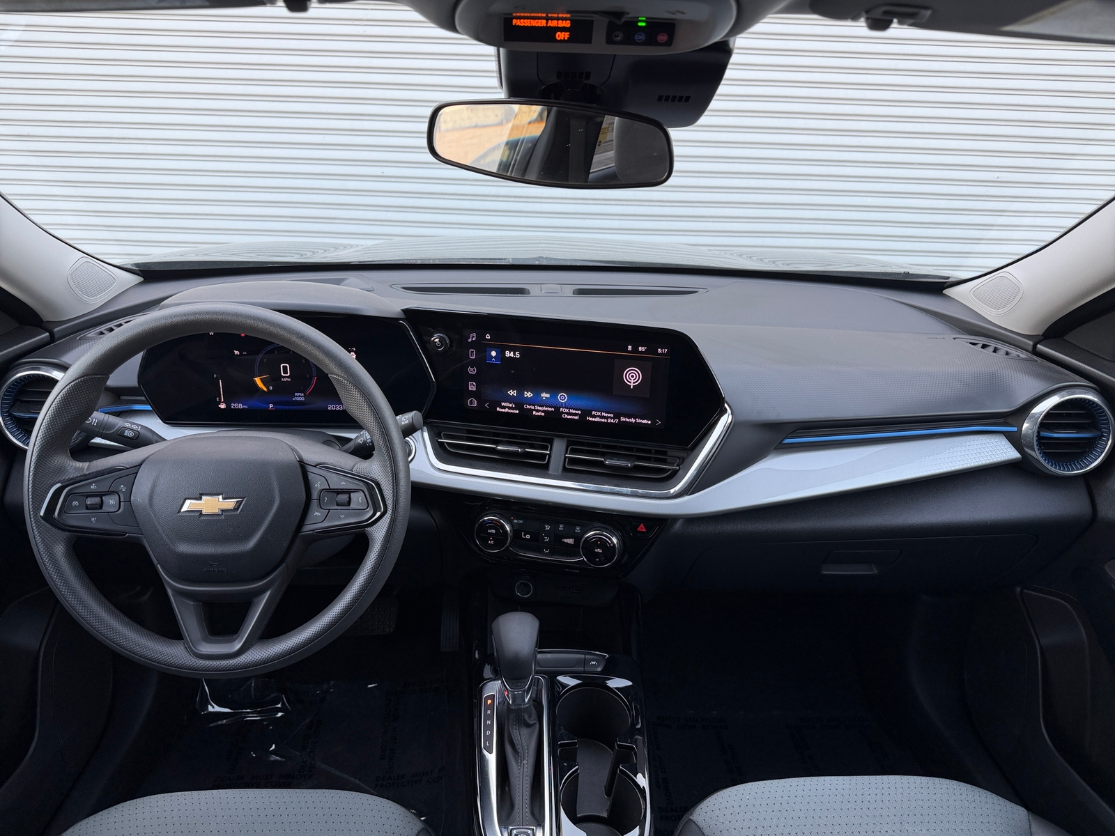 Thumbnail: 2025 Chevrolet Trax - 3