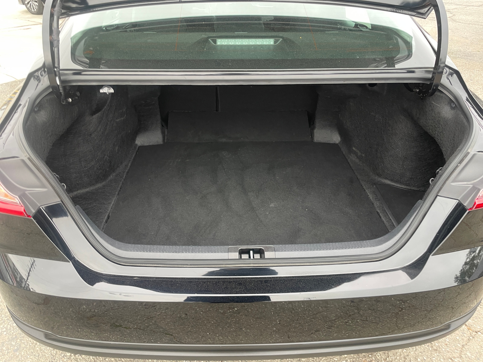 Thumbnail: 2025 Toyota Camry - 6