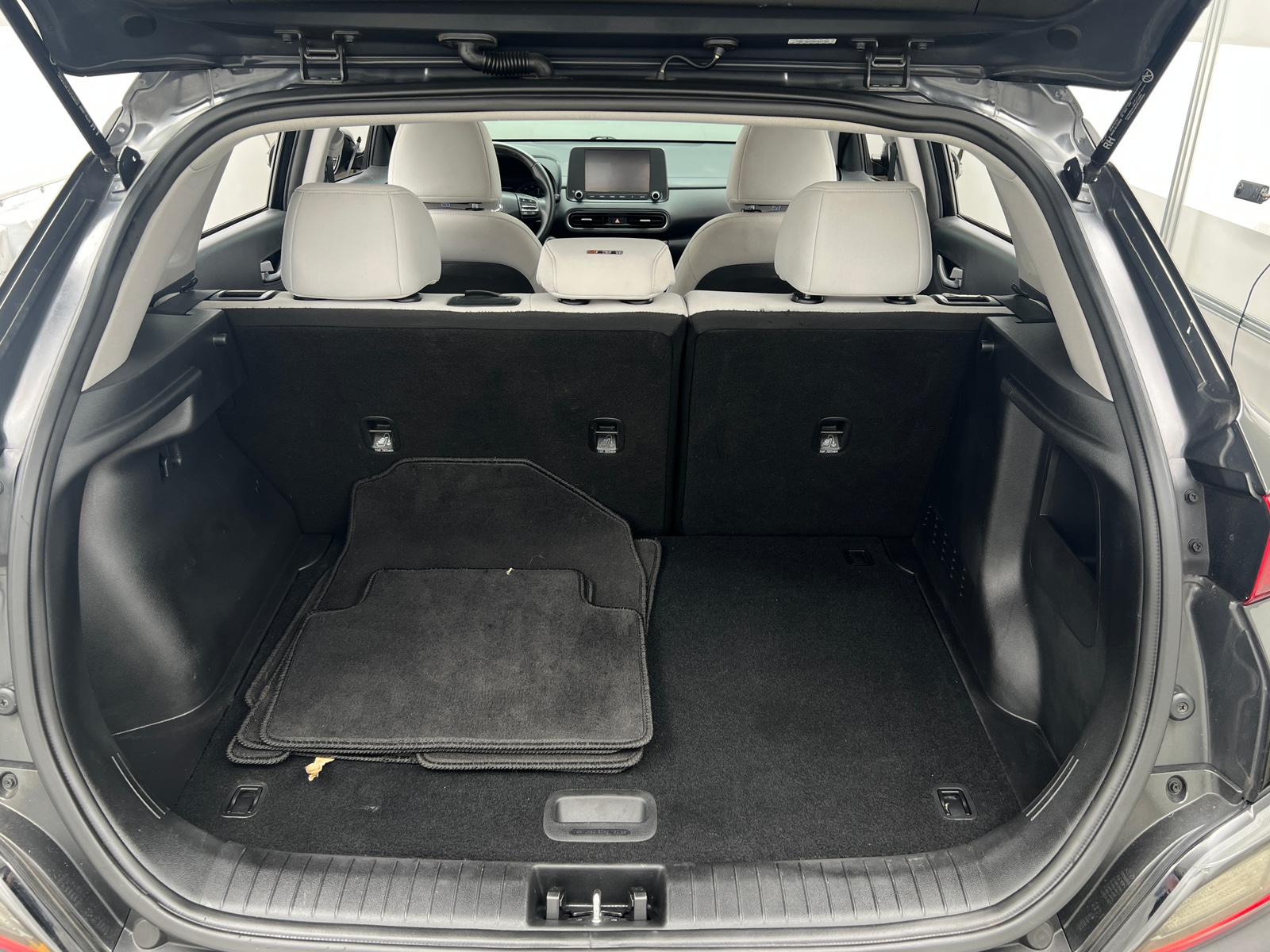 Thumbnail: 2022 Hyundai Kona - 7