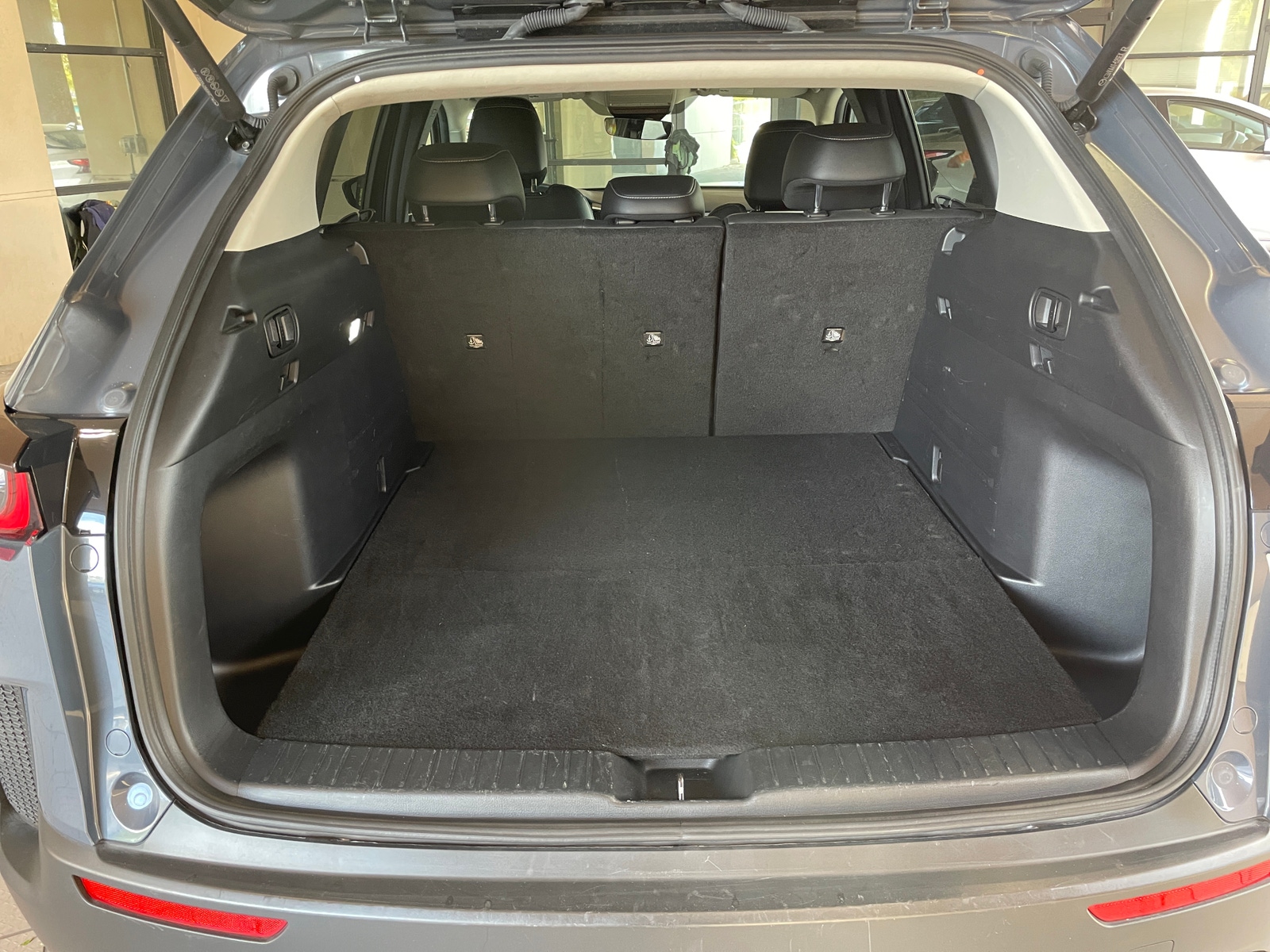 Thumbnail: 2025 Mazda CX-50 - 6