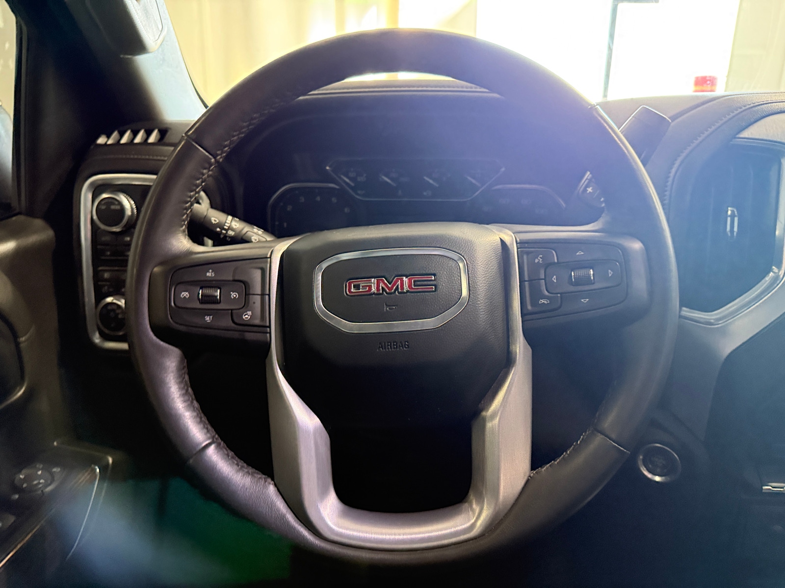 Thumbnail: 2022 GMC Sierra 1500 - 5