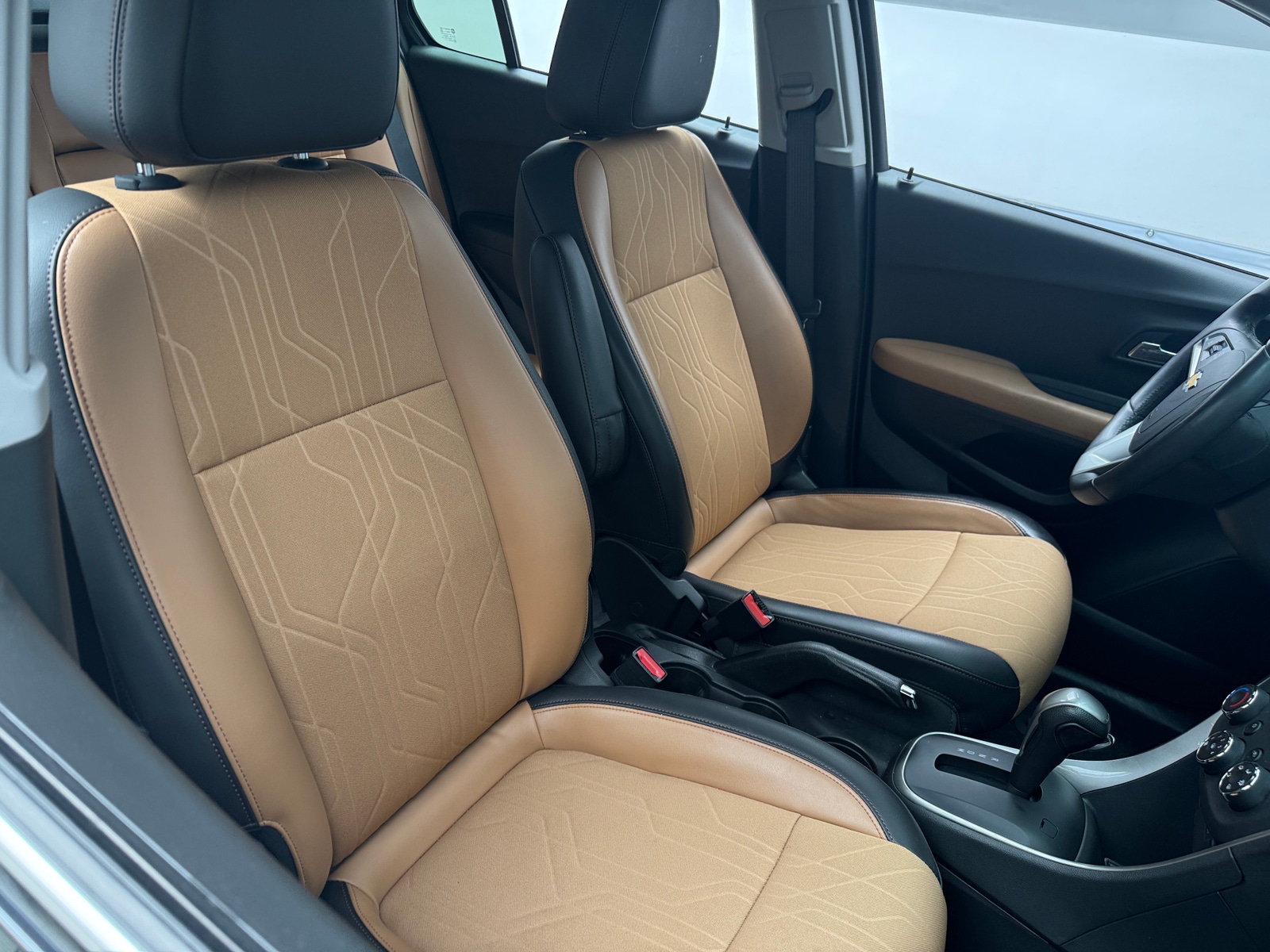 Thumbnail: 2020 Chevrolet Trax - 2