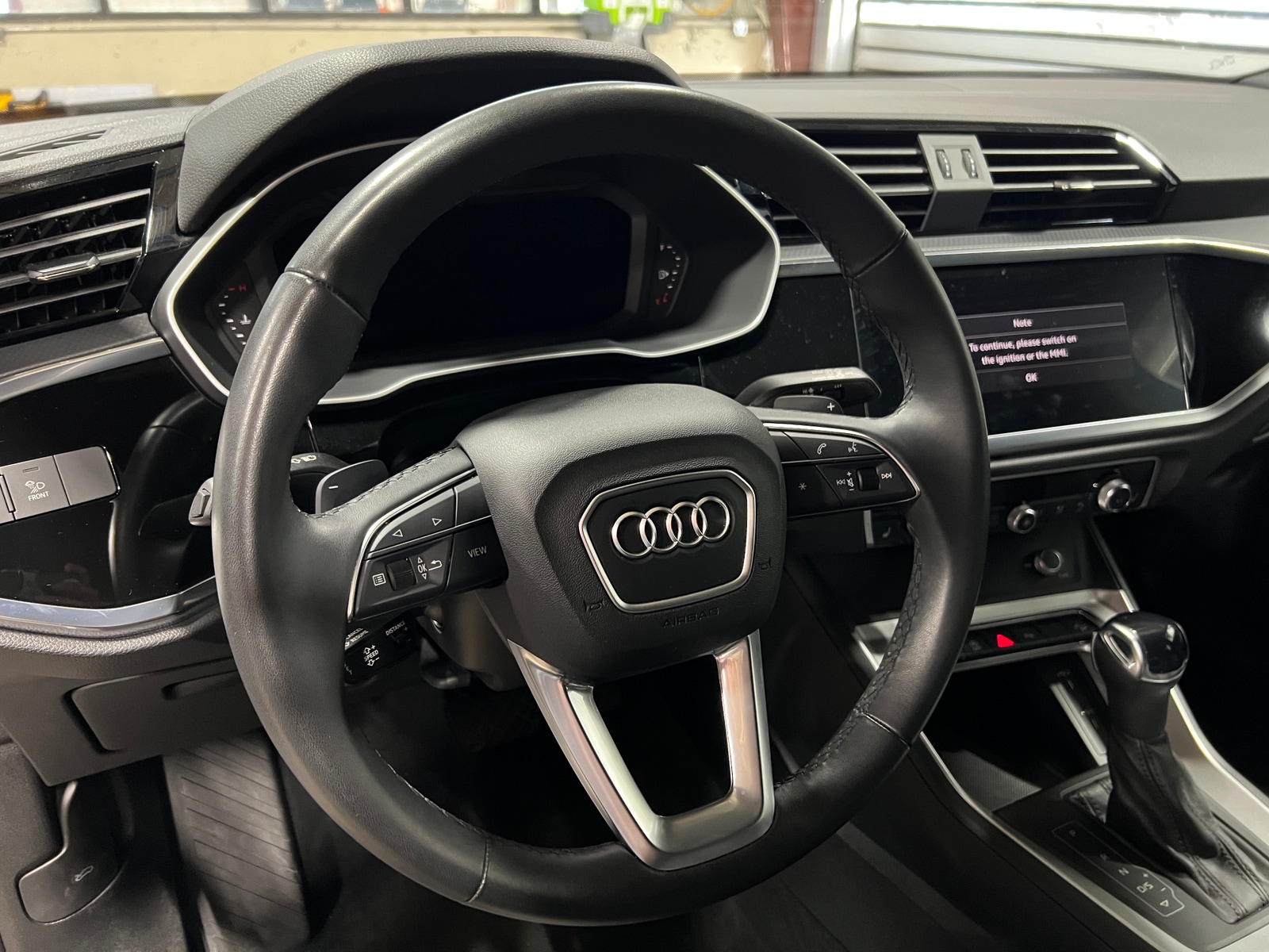 Thumbnail: 2025 Audi Q3 - 4