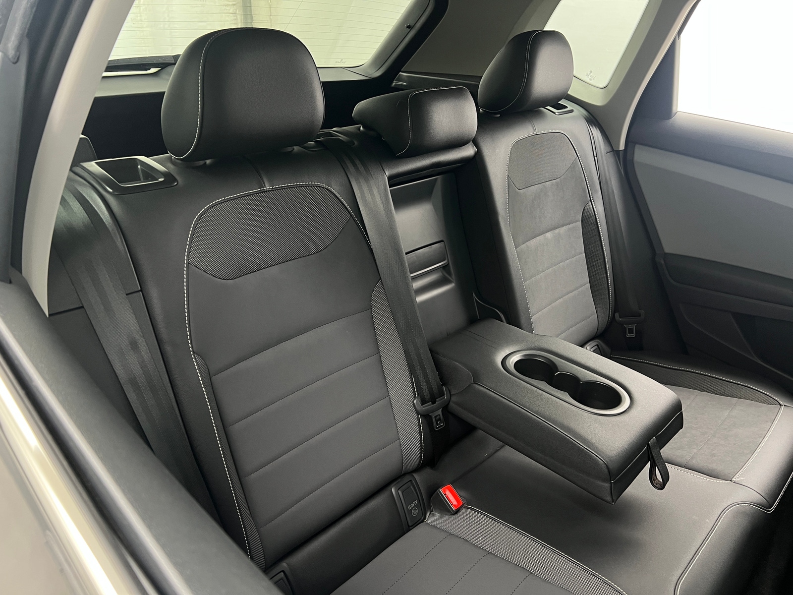 Thumbnail: 2023 Volkswagen Taos - 6