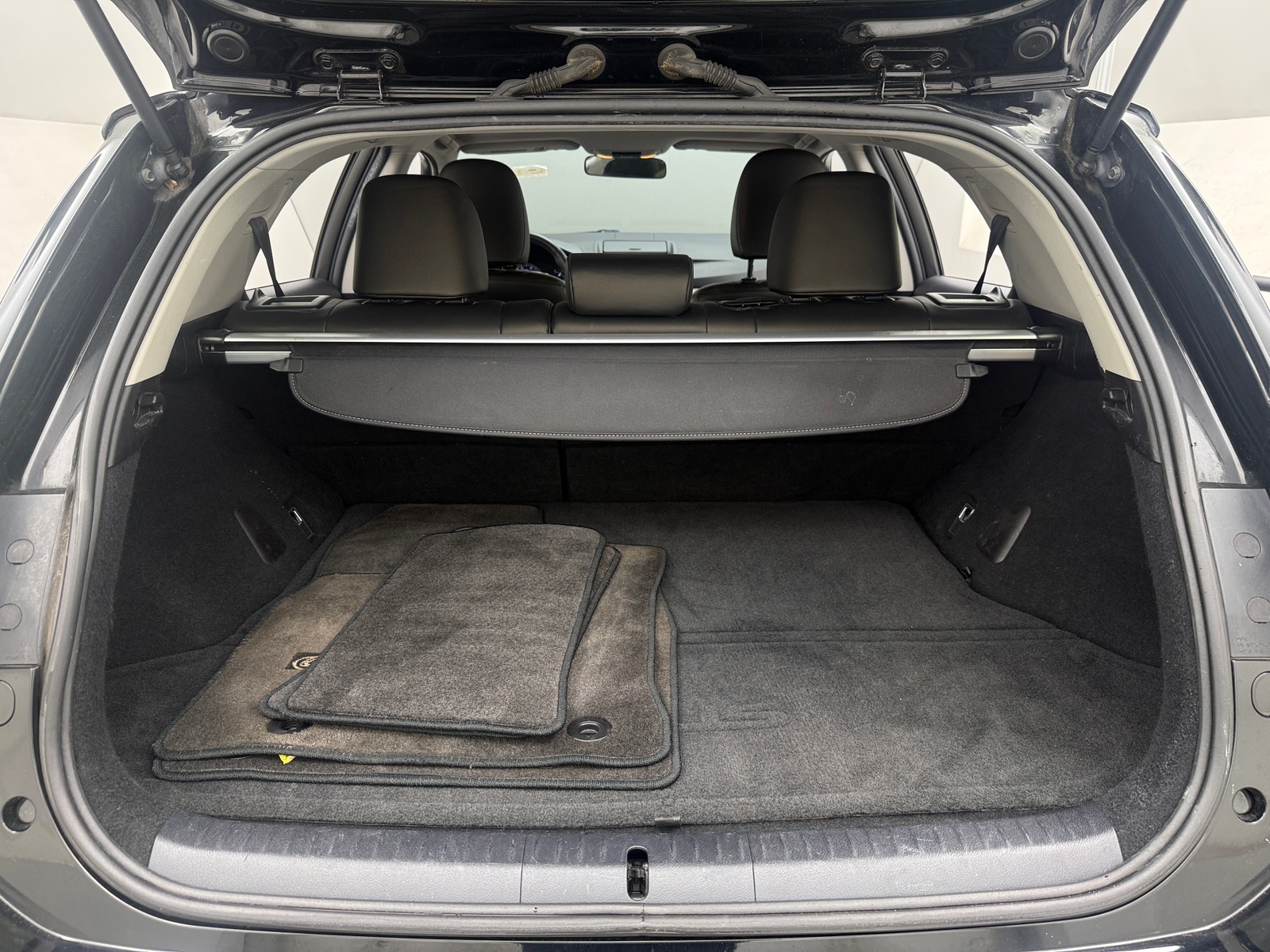 Thumbnail: 2012 Lexus CT - 6