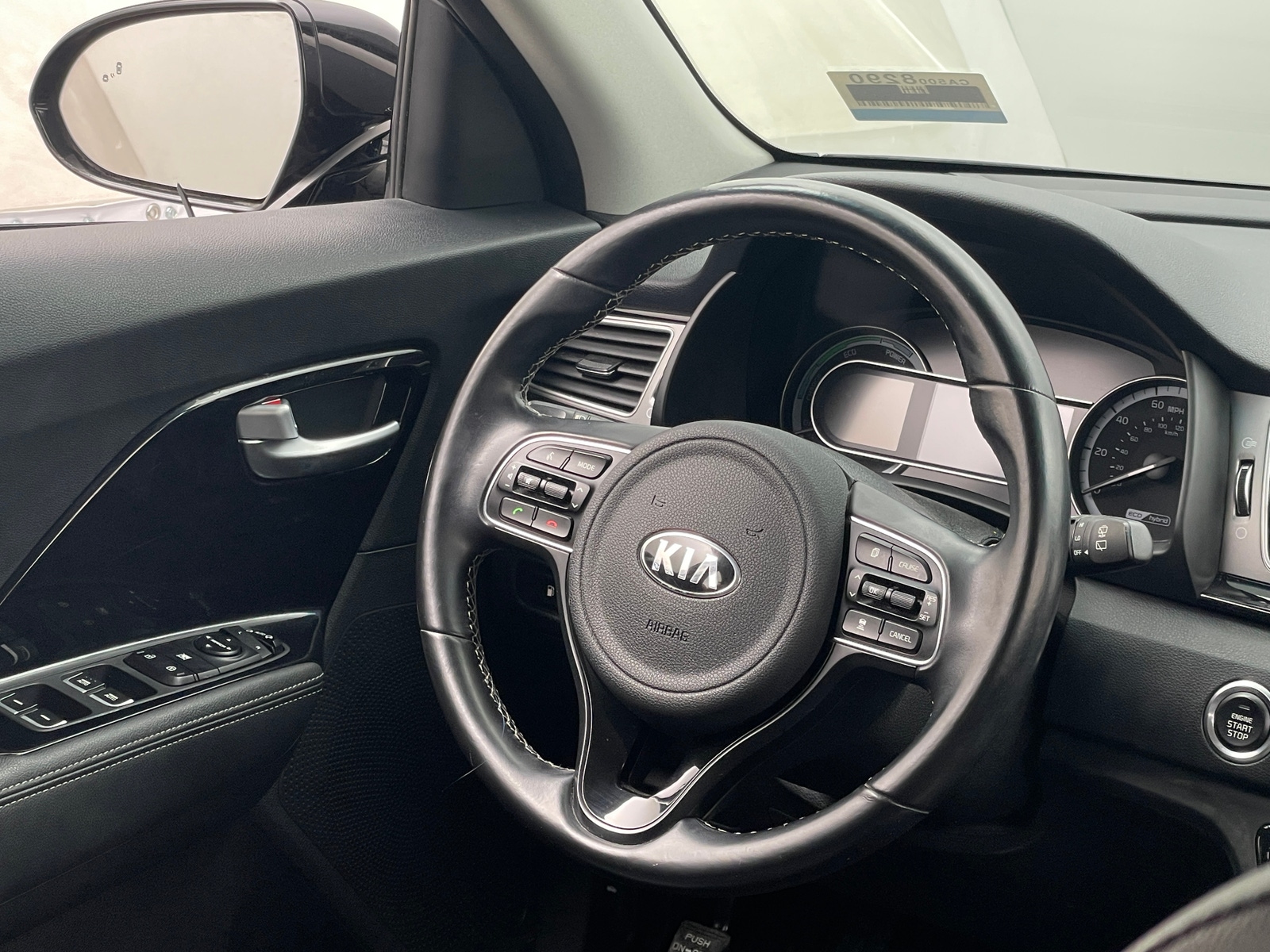 Thumbnail: 2018 Kia Niro - 5