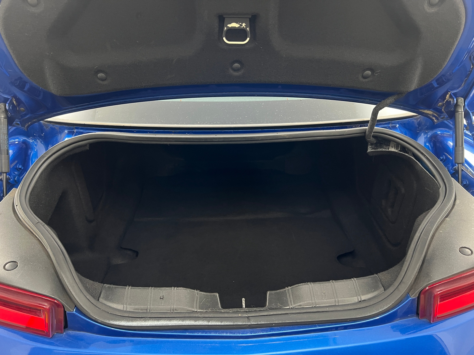 Thumbnail: 2017 Chevrolet Camaro - 5