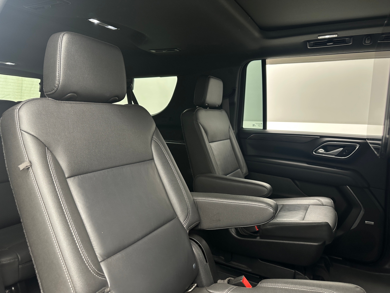 Thumbnail: 2021 Chevrolet Suburban - 5