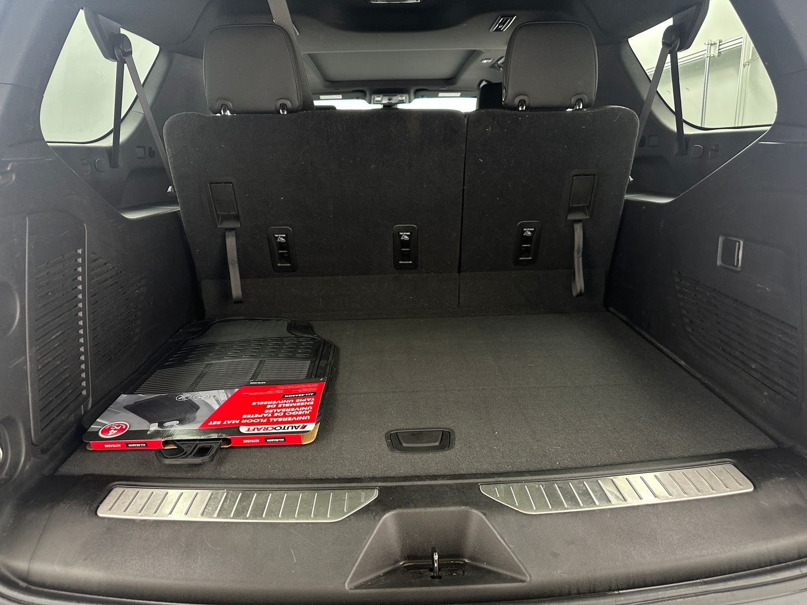 Thumbnail: 2021 Chevrolet Suburban - 6