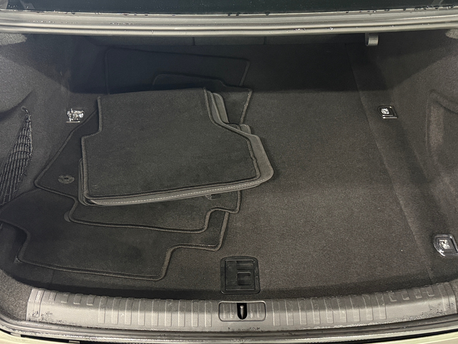 Thumbnail: 2023 Audi A6 - 6