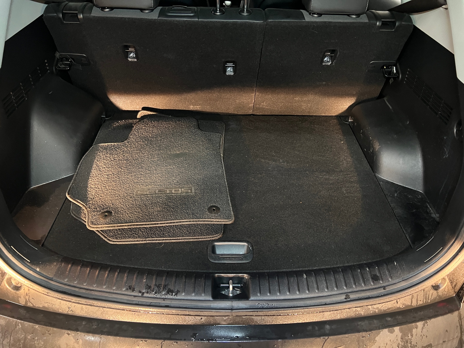 Thumbnail: 2023 Kia Seltos - 7