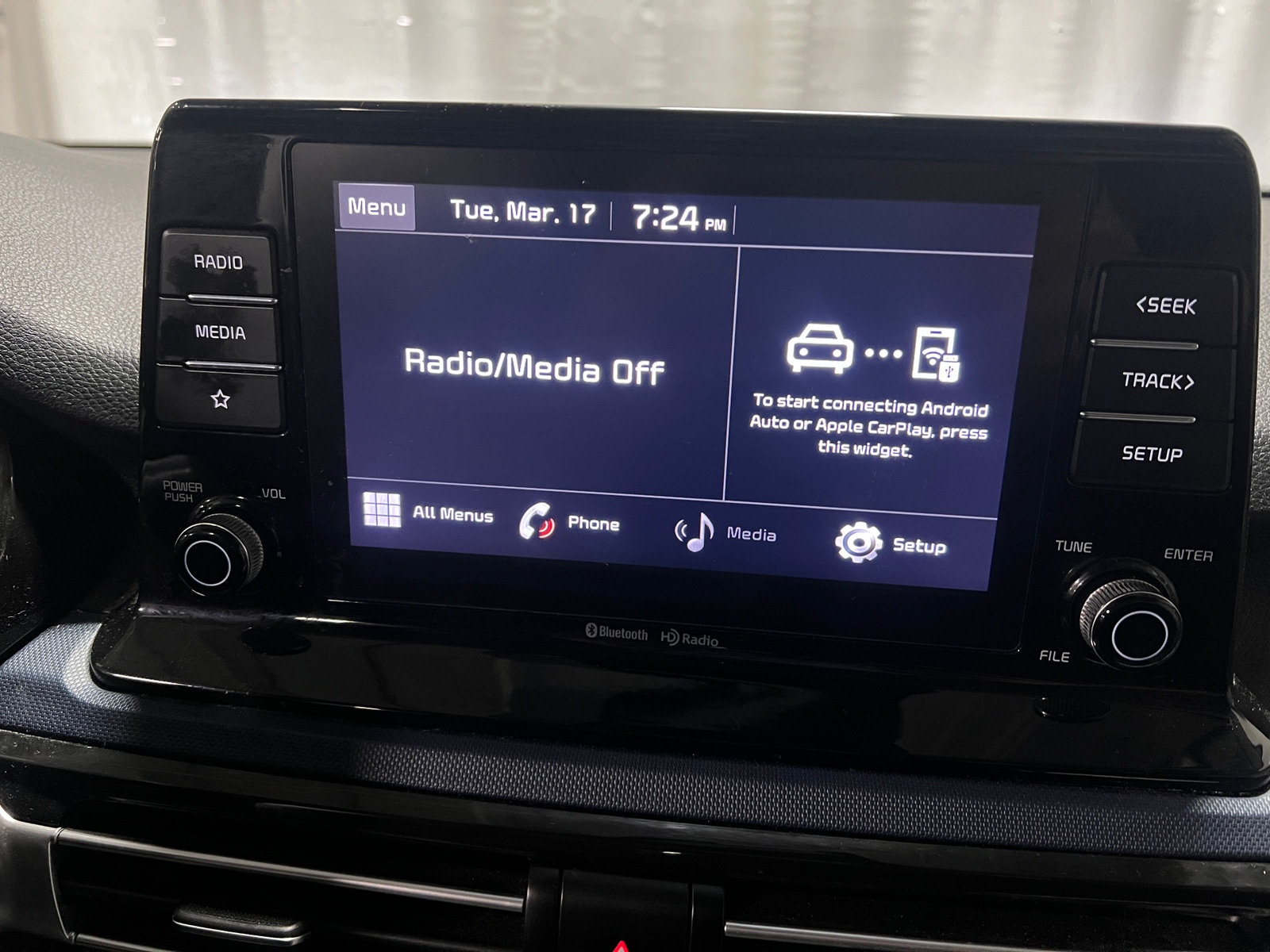 Thumbnail: 2023 Kia Seltos - 4