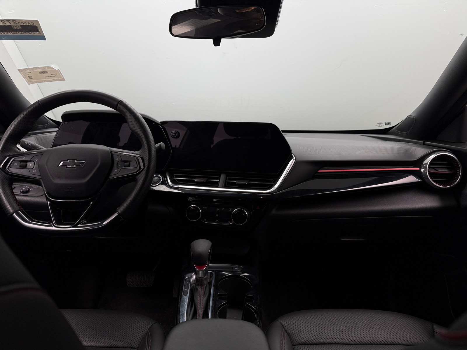 Thumbnail: 2025 Chevrolet Trax - 2