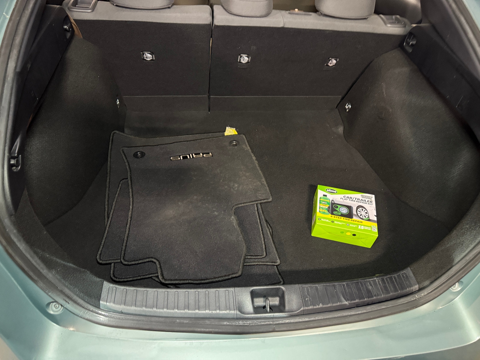 Thumbnail: 2016 Toyota Prius - 7