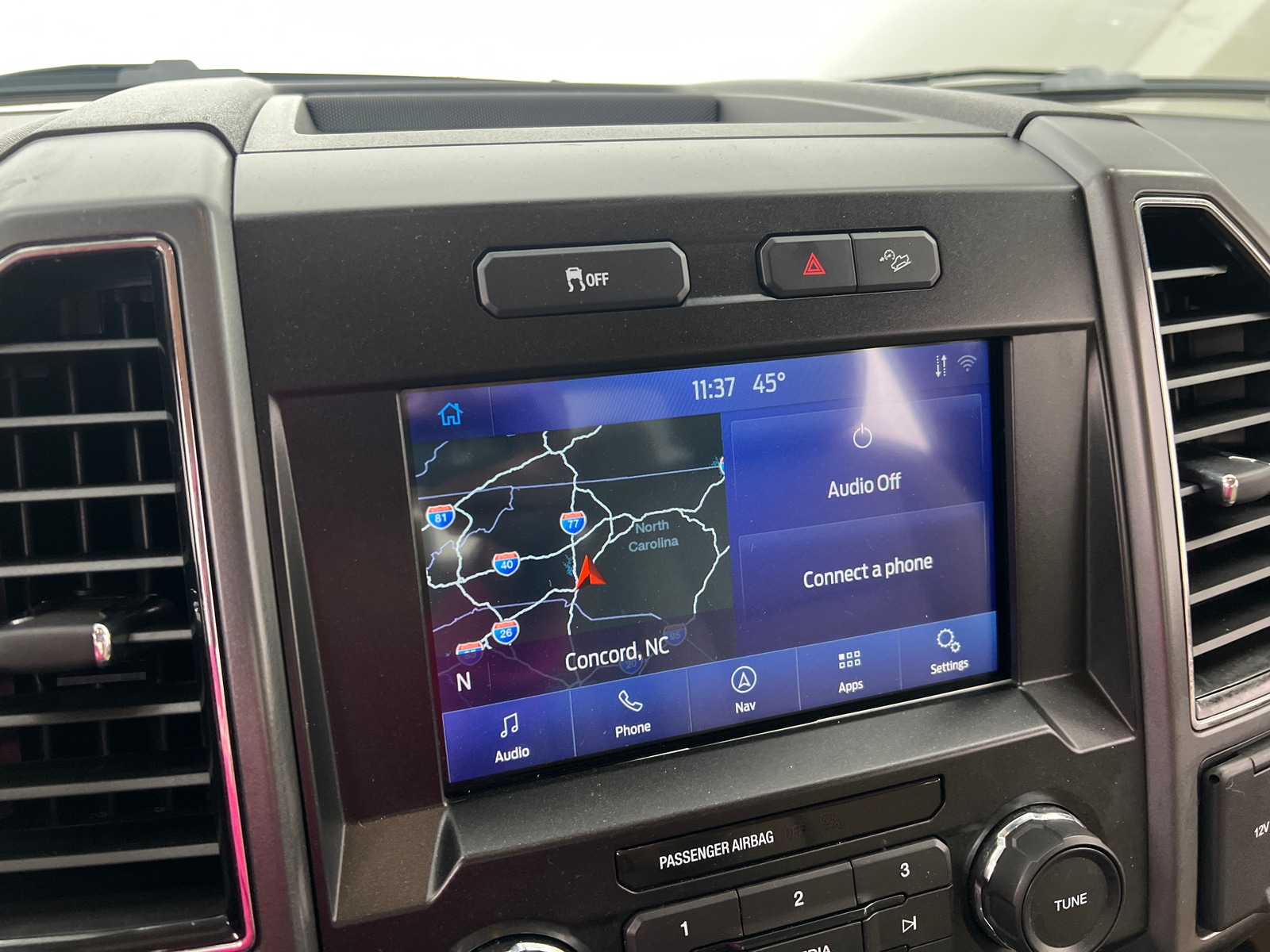 Thumbnail: 2021 Ford Econoline - 4