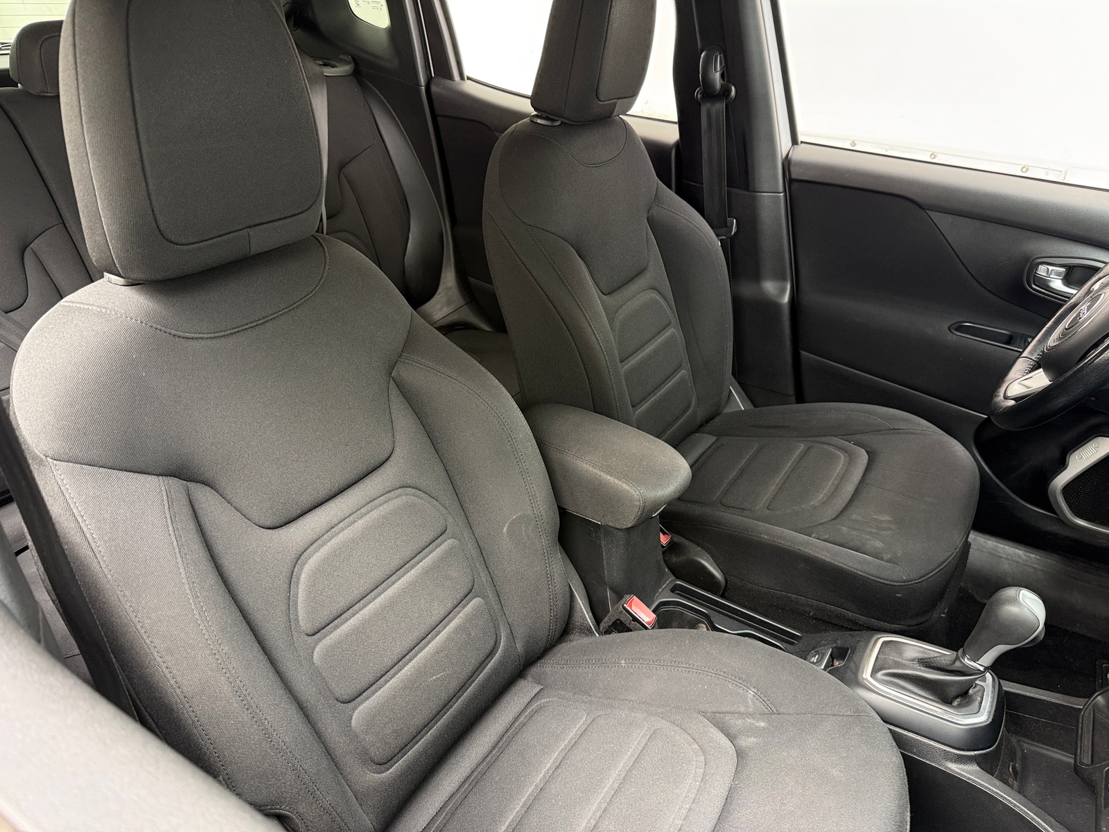 Thumbnail: 2018 Jeep Renegade - 2