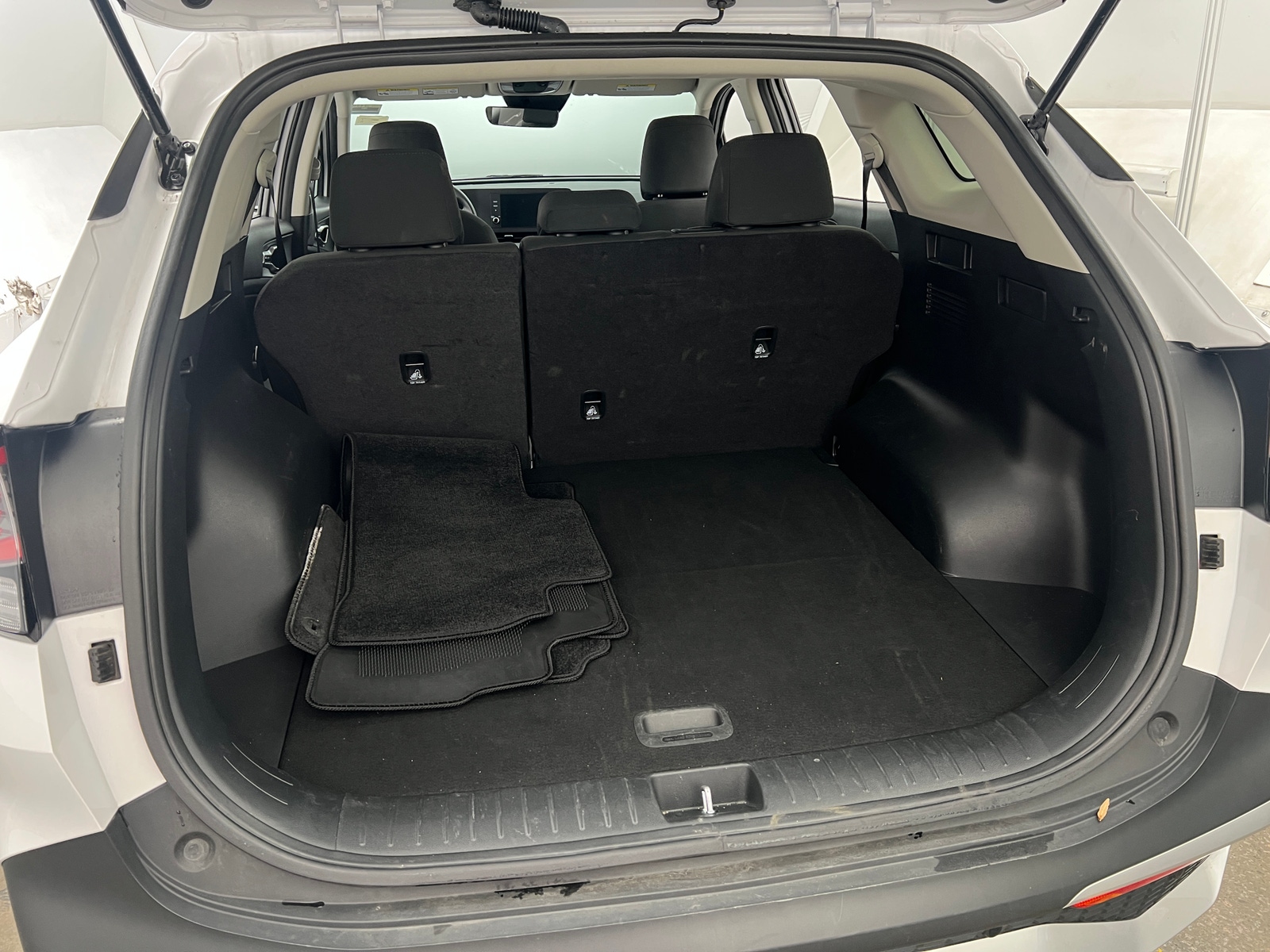 Thumbnail: 2025 Kia Sportage - 7