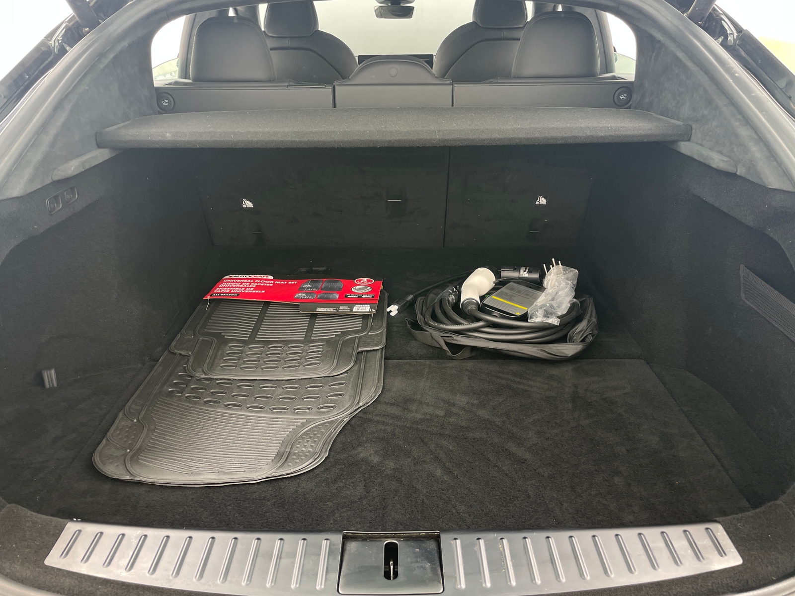 Thumbnail: 2024 Tesla Model S - 6