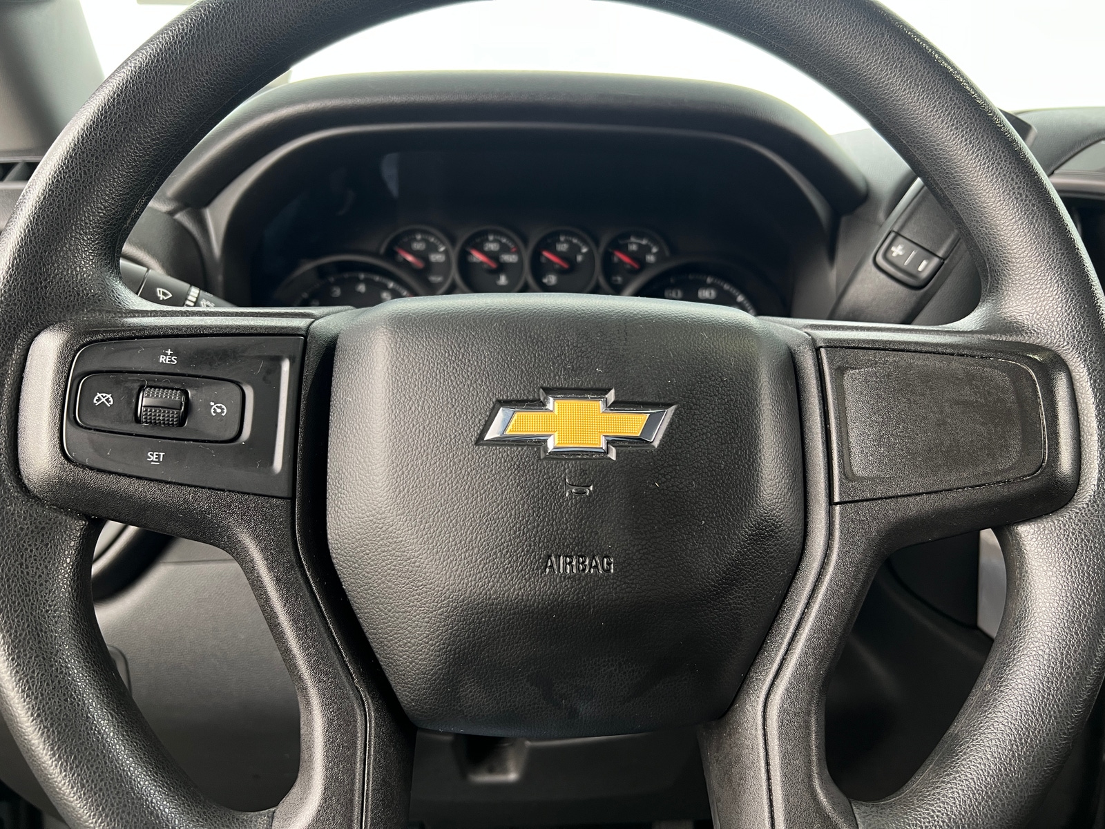 Thumbnail: 2021 Chevrolet Silverado 1500 - 5