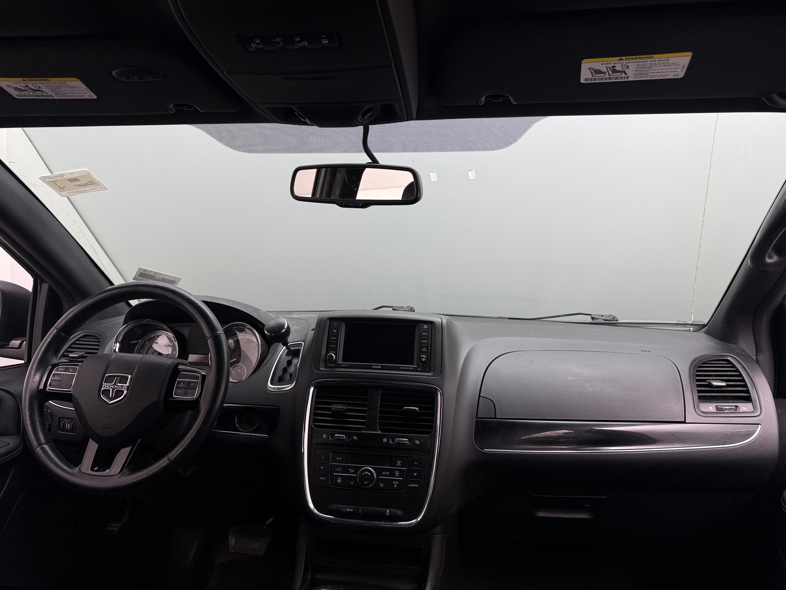 Thumbnail: 2017 Dodge Grand Caravan - 2