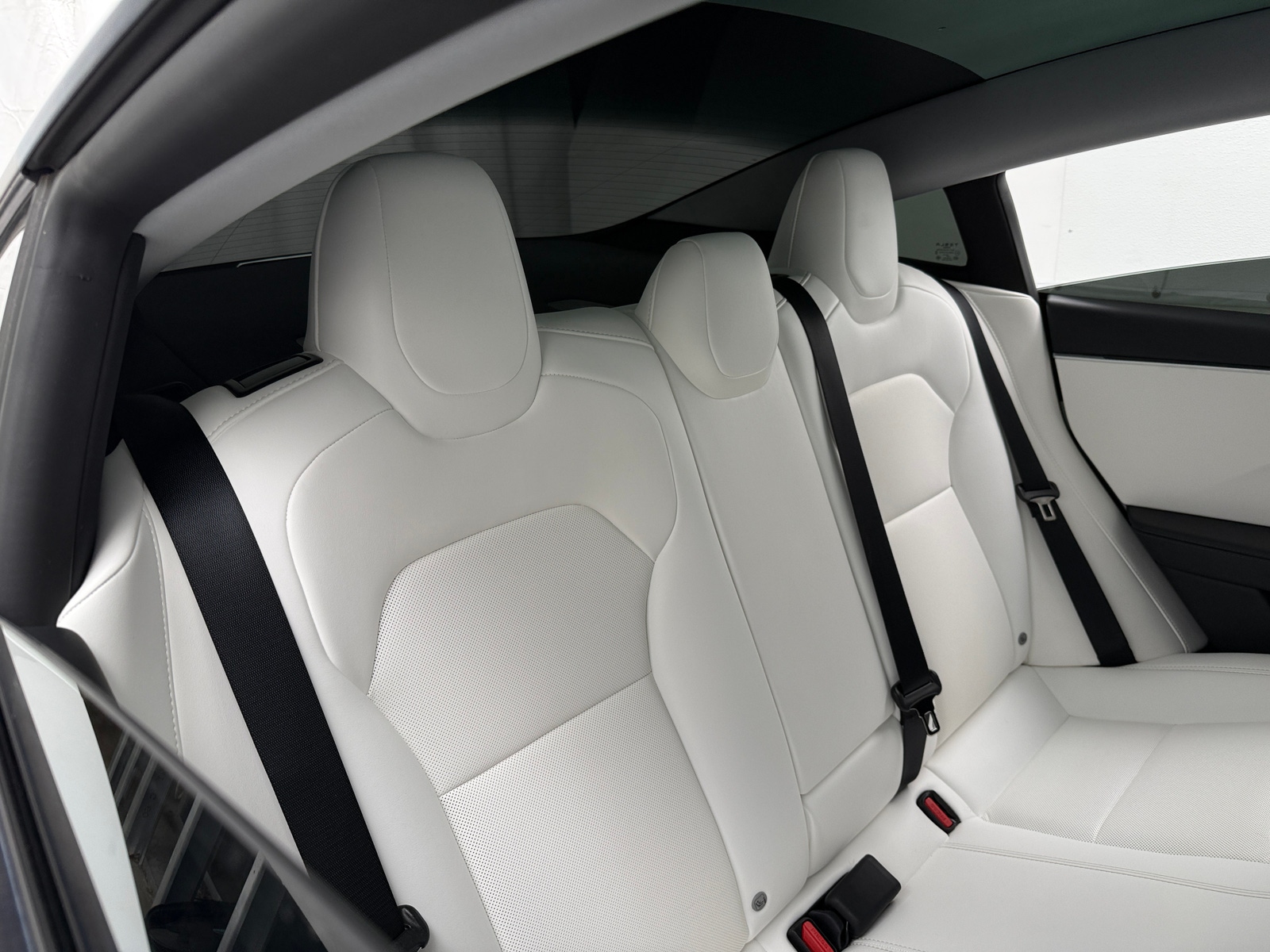 Thumbnail: 2025 Tesla Model 3 - 5