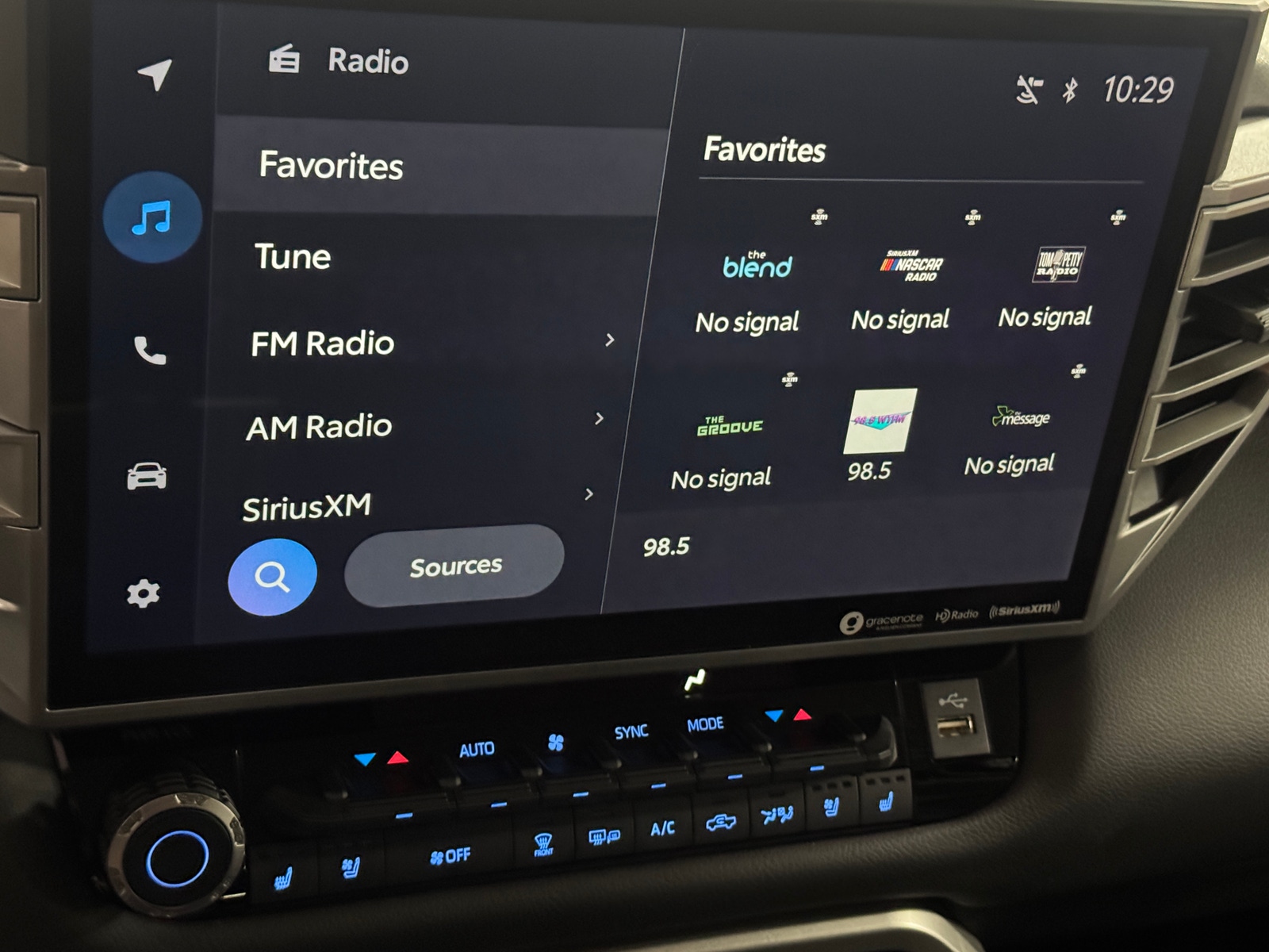 Thumbnail: 2023 Toyota Tundra - 3