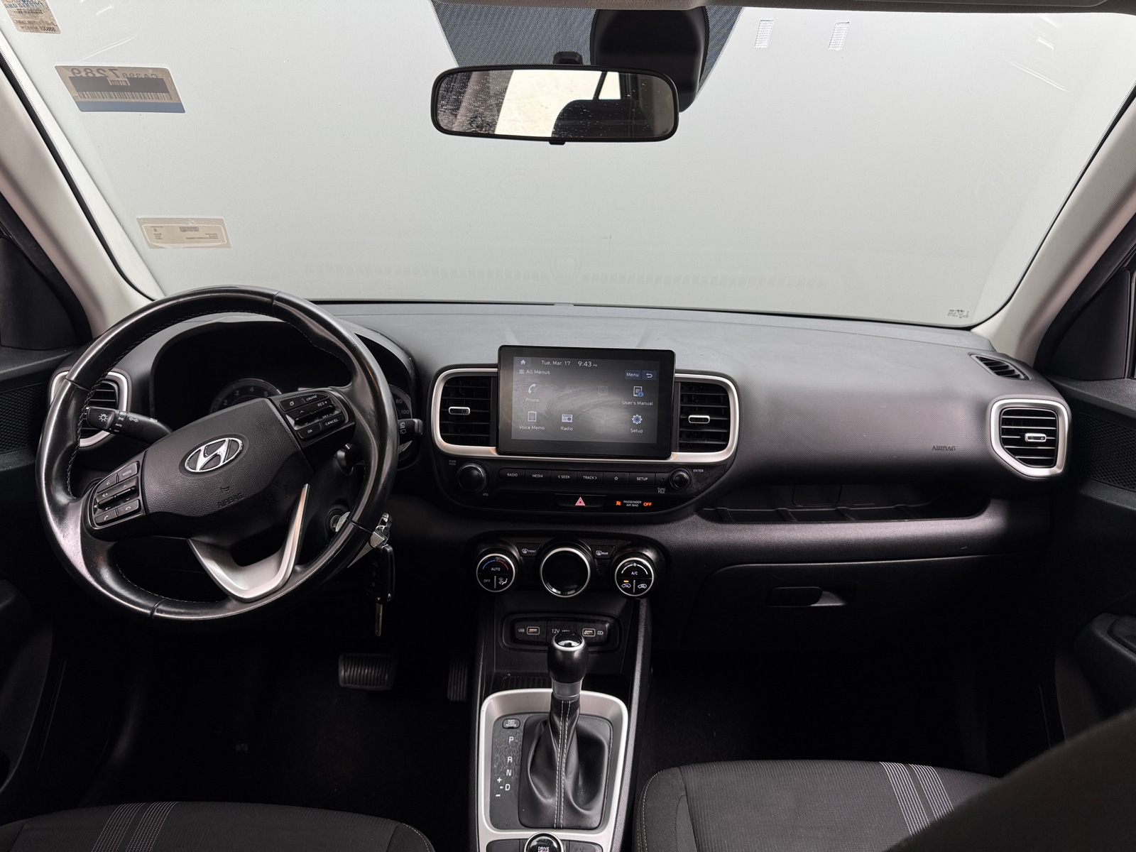 Thumbnail: 2022 Hyundai Venue - 3